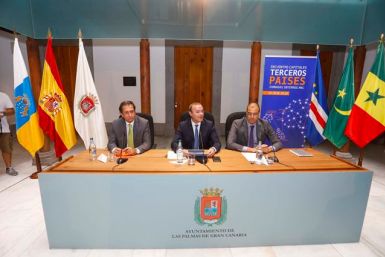 Reunión de alcaldes en Casa África