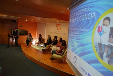 La ULPGC y Casa África celebran la mesa redonda «Mujer y Ciencia» con investigadoras de regiones de África y la Macaronesia