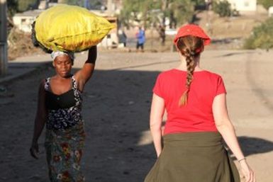 El mundo de la cooperación es racista