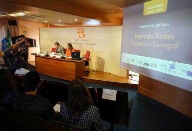 Presentación del libro "Tejiendo Redes Canarias-Senegal"