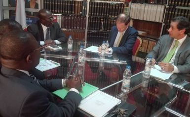 El Director General de Casa África visita Costa de Marfil