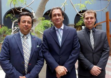 El director de Suardiaz visita Casa África