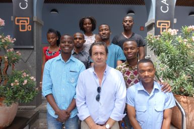 Casa África recibe a la segunda promoción de médicos de Unizambeze formados gracias a la cooperación española