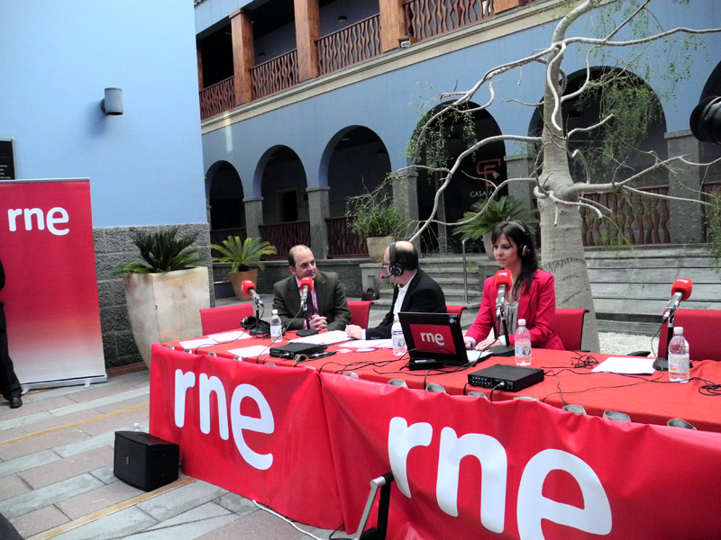 RNE emite el programa 'El día menos pensado' desde Casa África