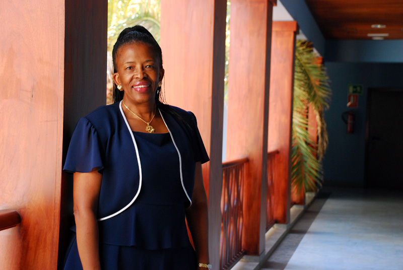 La embajadora de Sudáfrica en España visita Casa África