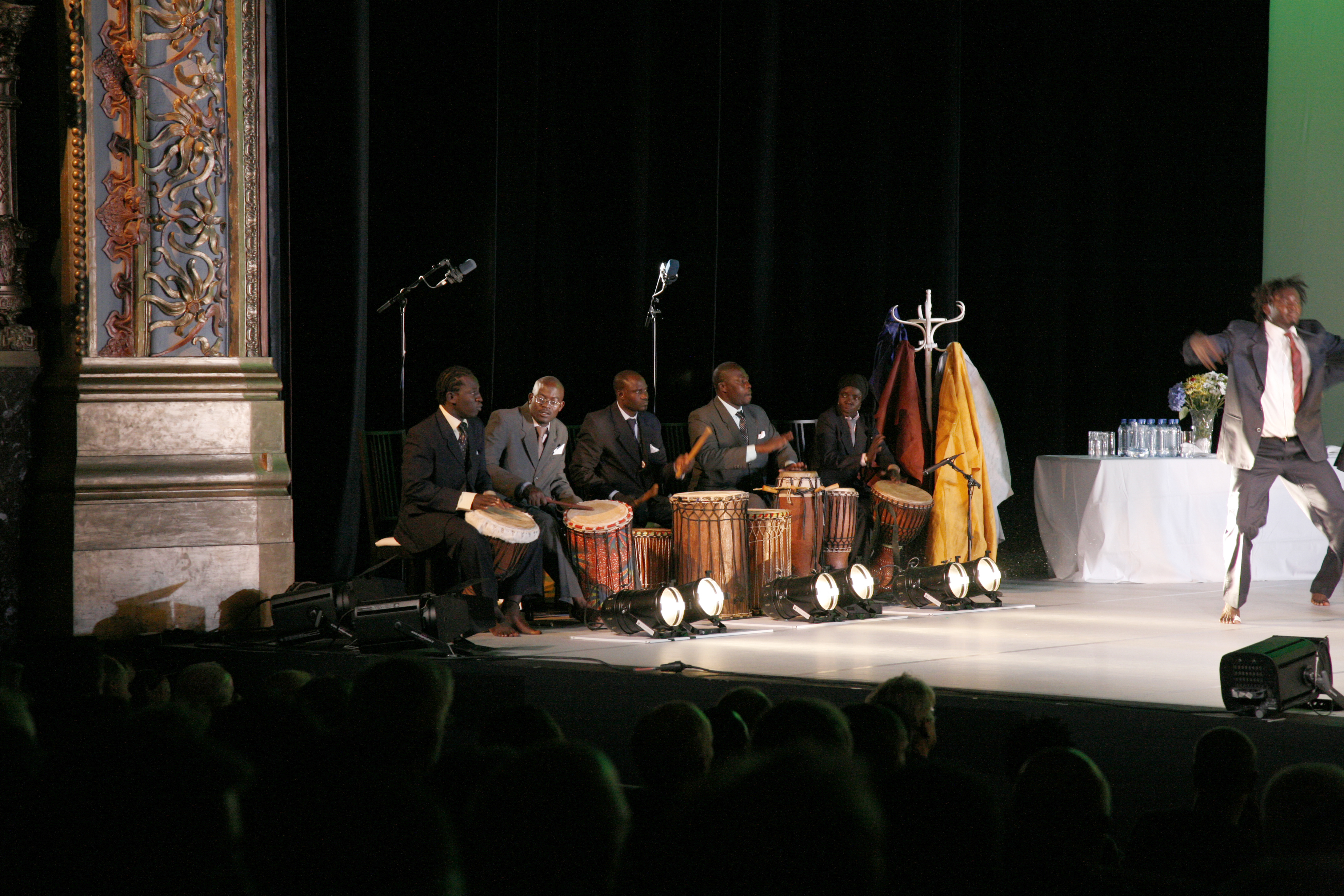 24. Waxtaan. Teatro Campos Elíseos. Bilbao