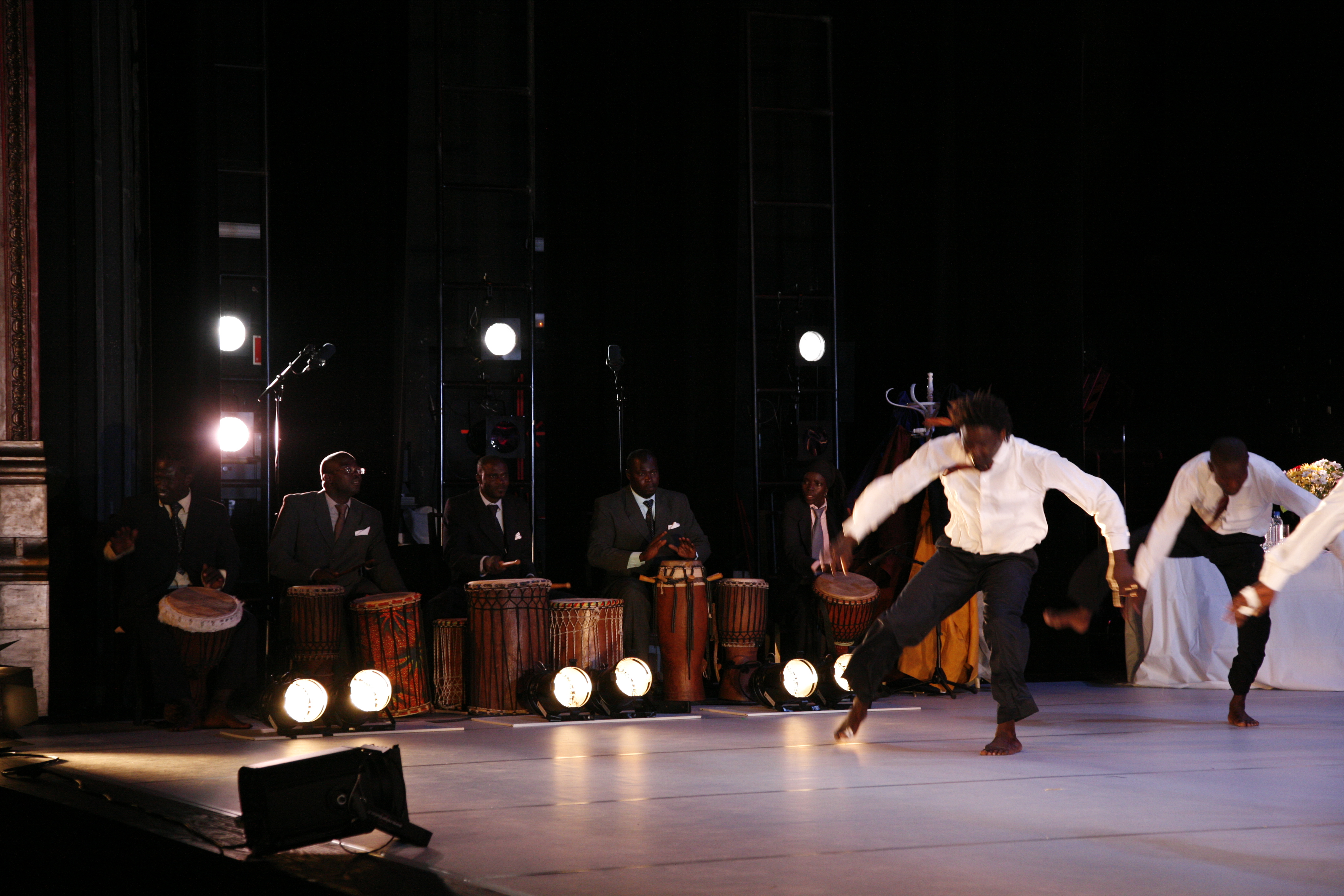 34. Waxtaan. Teatro Campos Elíseos. Bilbao