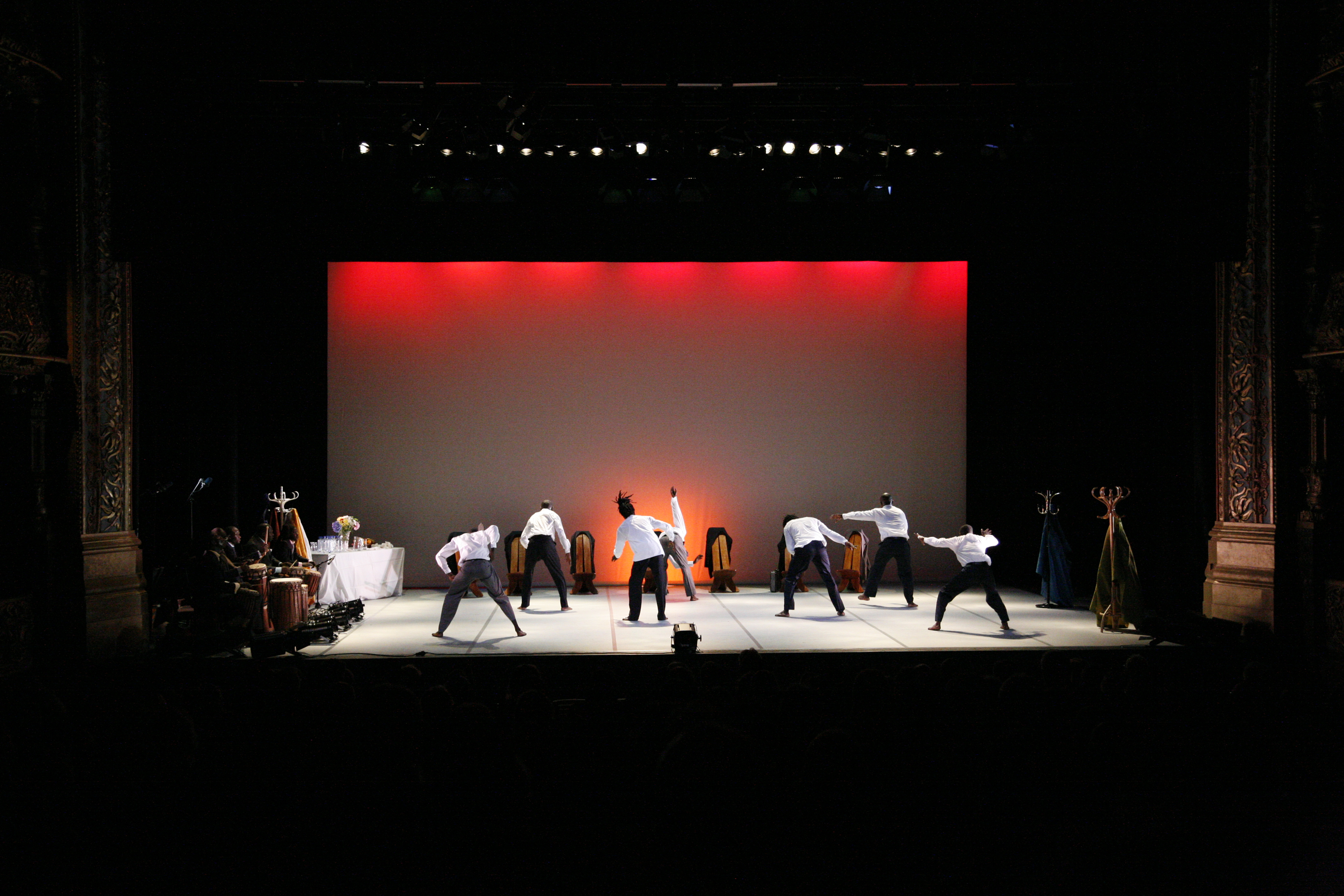 81. Waxtaan. Teatro Campos Elíseos. Bilbao