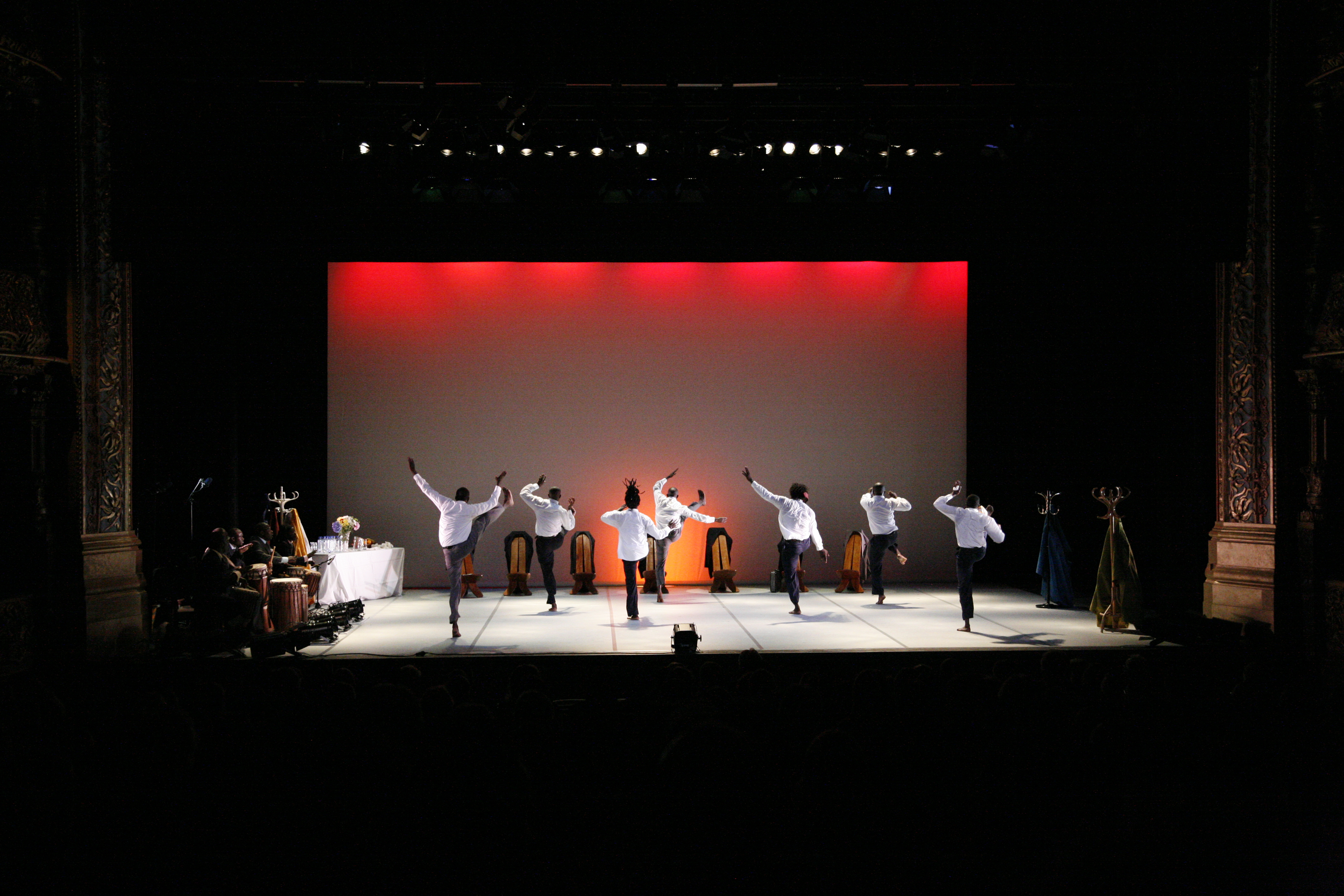 82. Waxtaan. Teatro Campos Elíseos. Bilbao