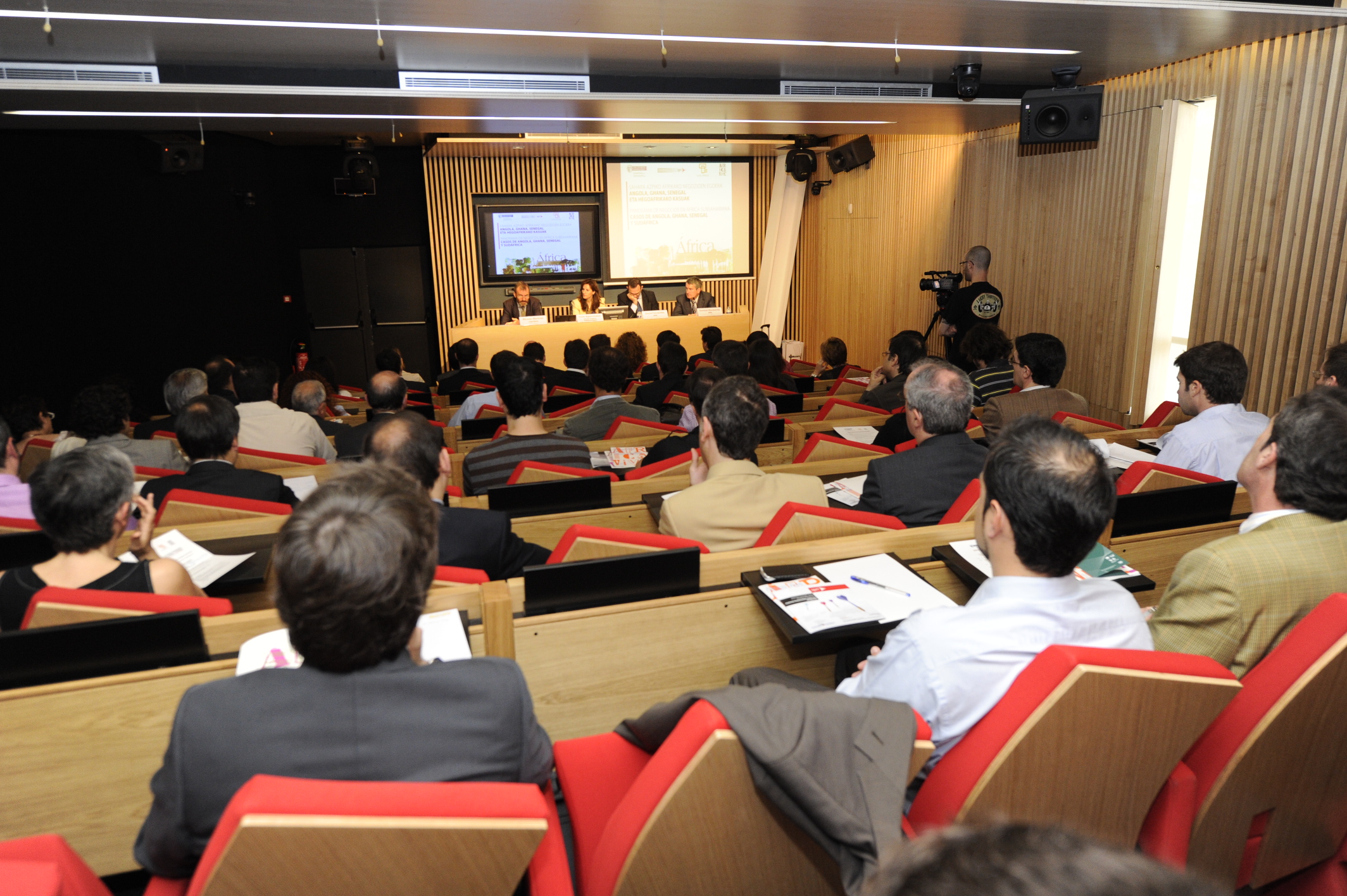 19. Vista del seminario
