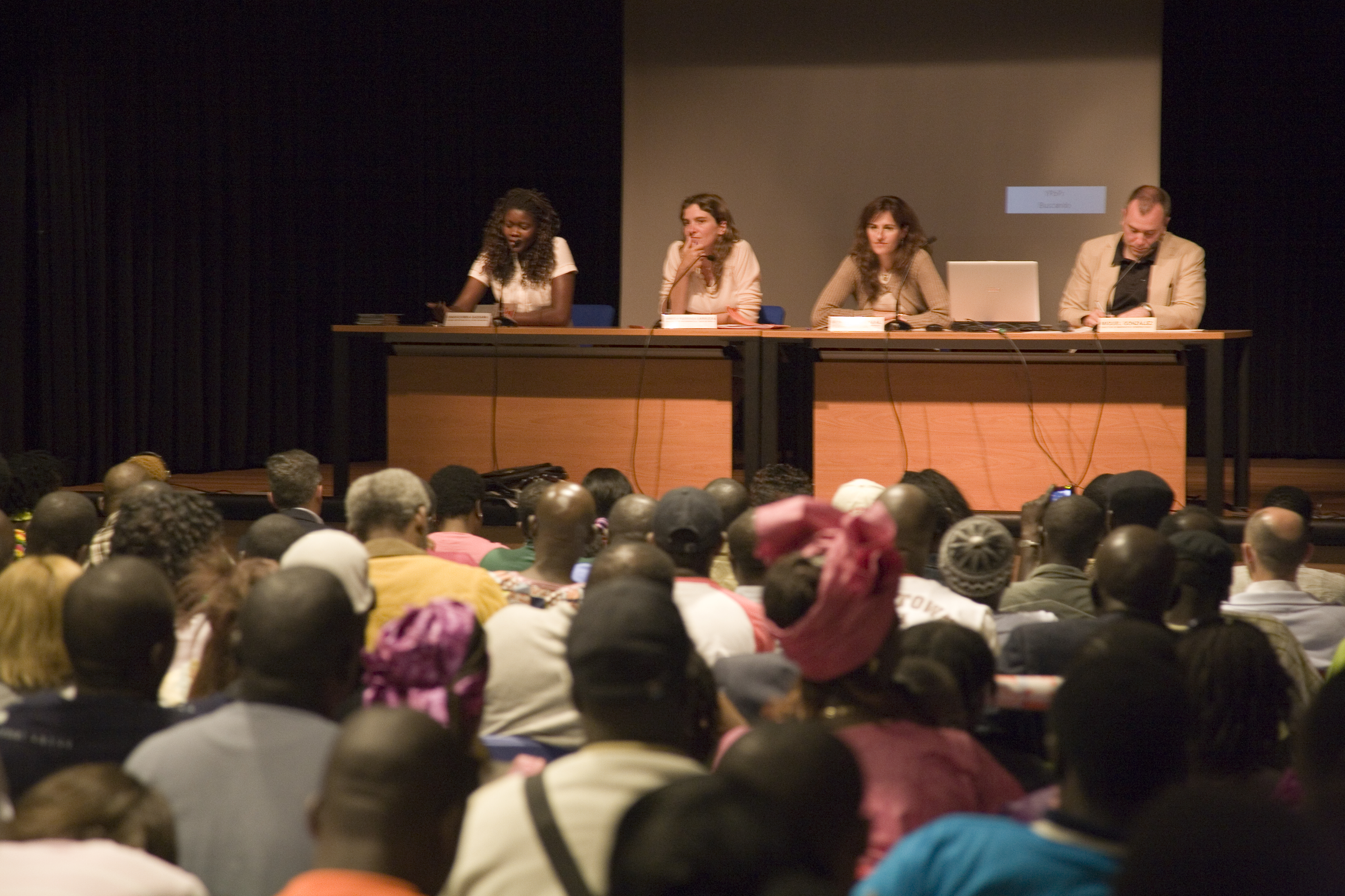 38. Intervención Diakhoumba Gassama. Red de Mujeres por un Mundo Mejor
