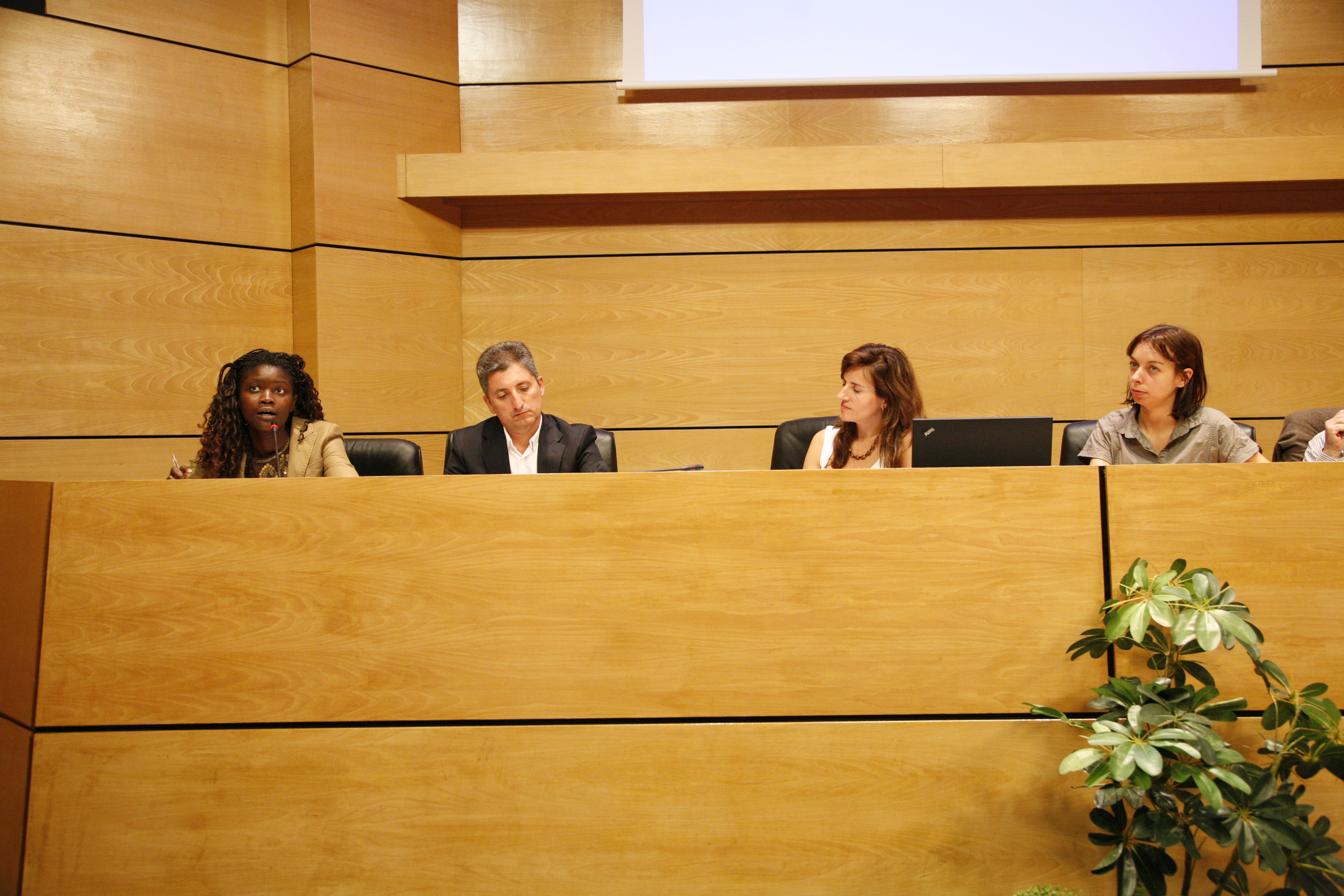 19. Intervención de Dikahoumba Gassama, del Secretariado General de la “Red de Mujeres por un Mundo Mejor”