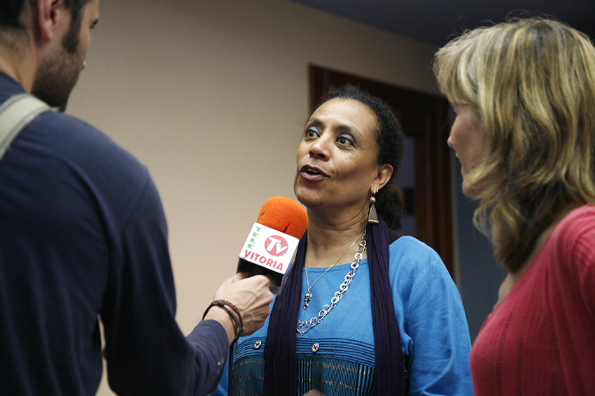7. Entrevista a Véronique Tadjo
