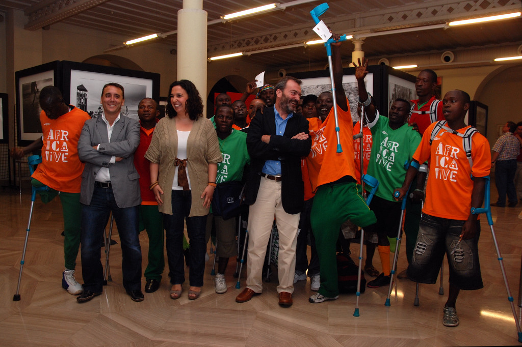 15. Equipo 'One goal' en la exposición
