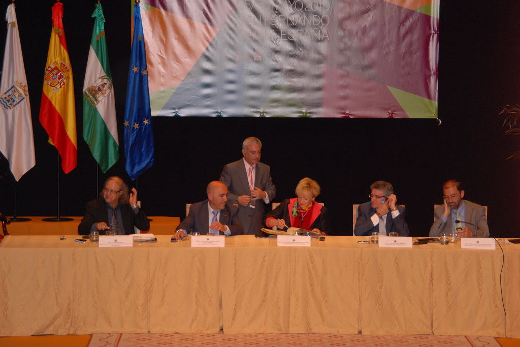 8. Presentación del Congreso de la Federación Internacional de Periodistas la por vicepresidenta primera del Gobierno, María Teresa Fernández de la Vega