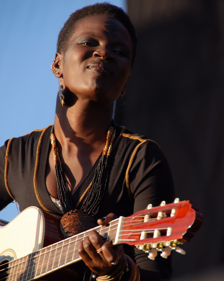 35. Njaaya en el Concierto África Vive