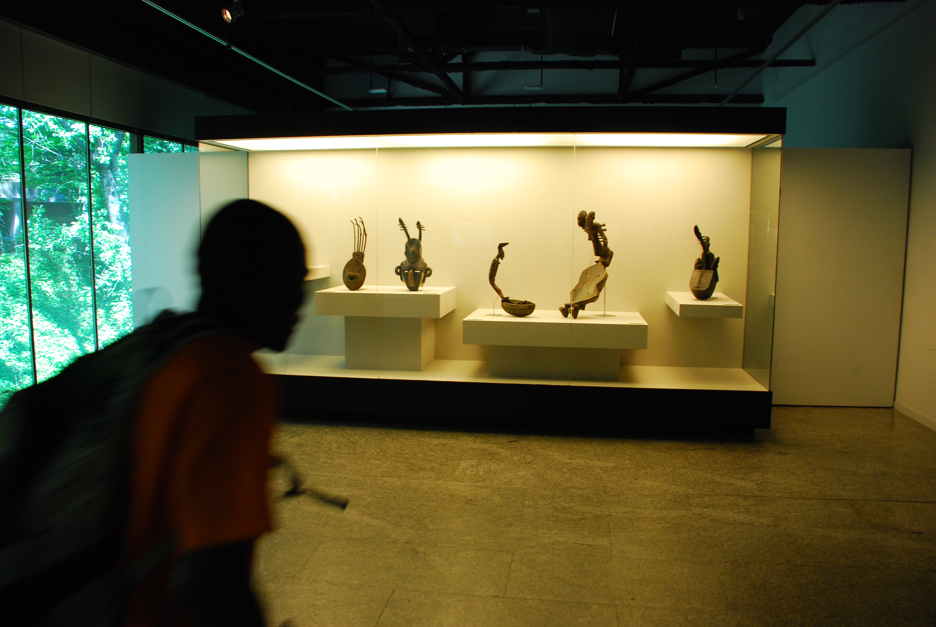 13. Exposición Negro. Arte Centroafricano en Sala Centro de Arte de la Complutense