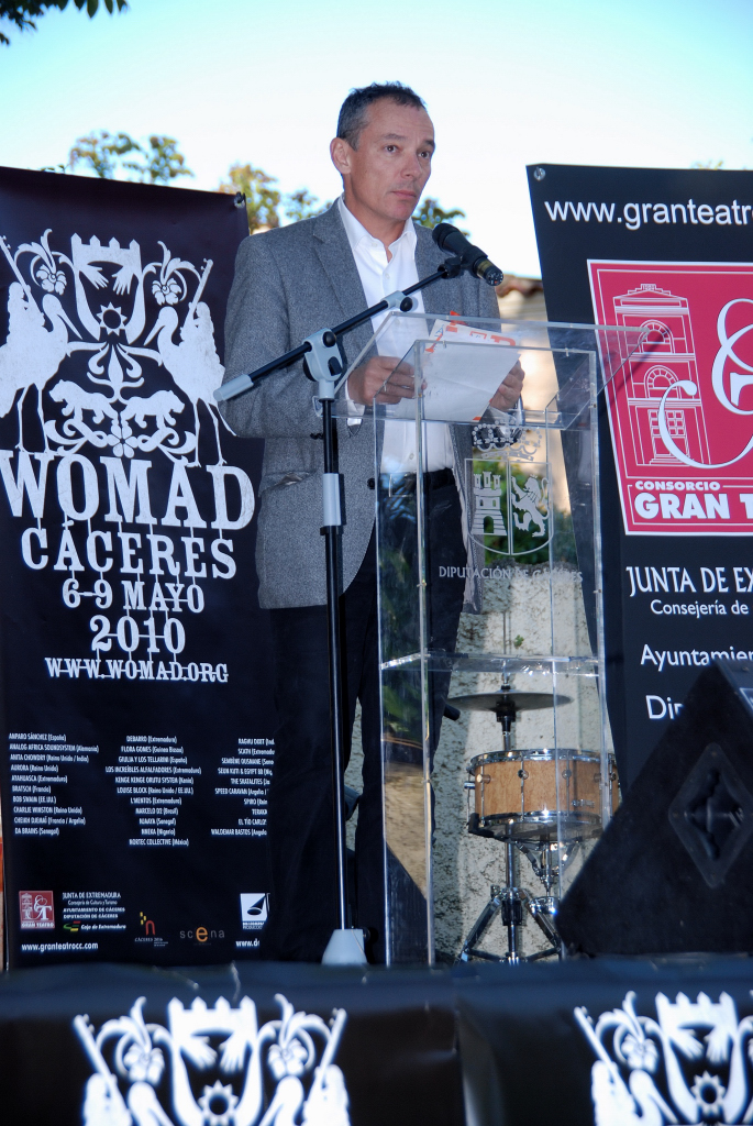 1. Presentacion WOMAD por Luis Padilla. Secretario General de Casa África