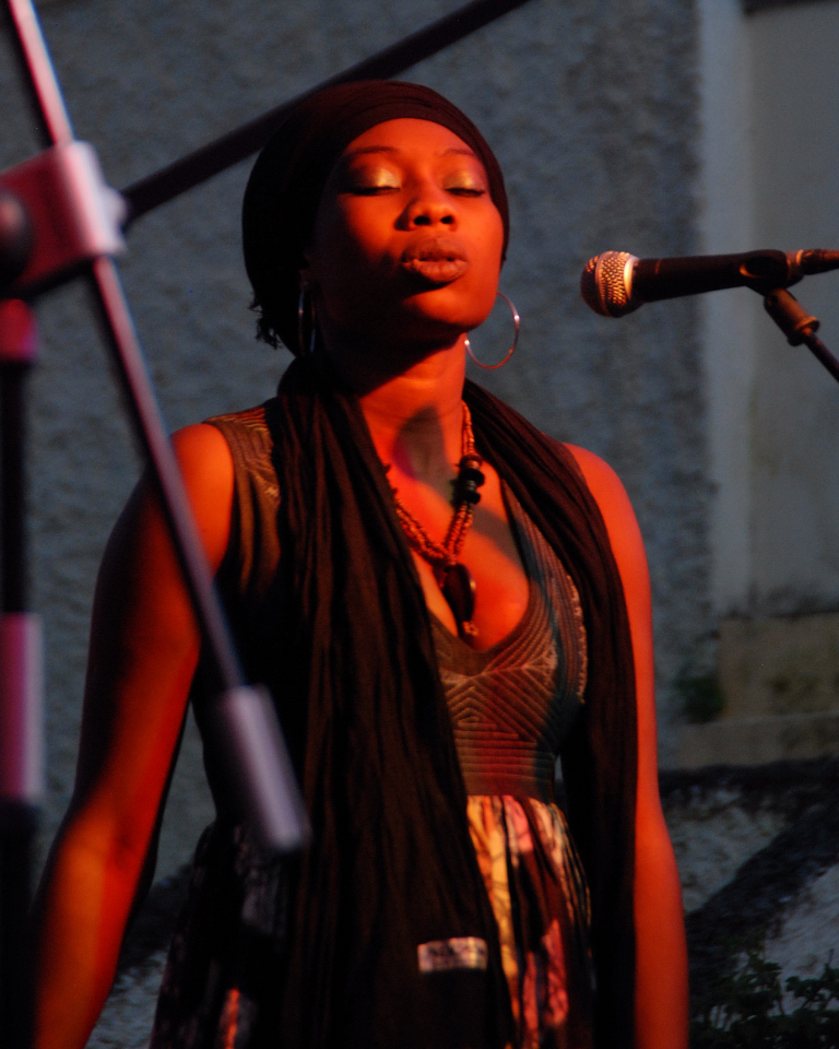 10. Njaaya en concierto