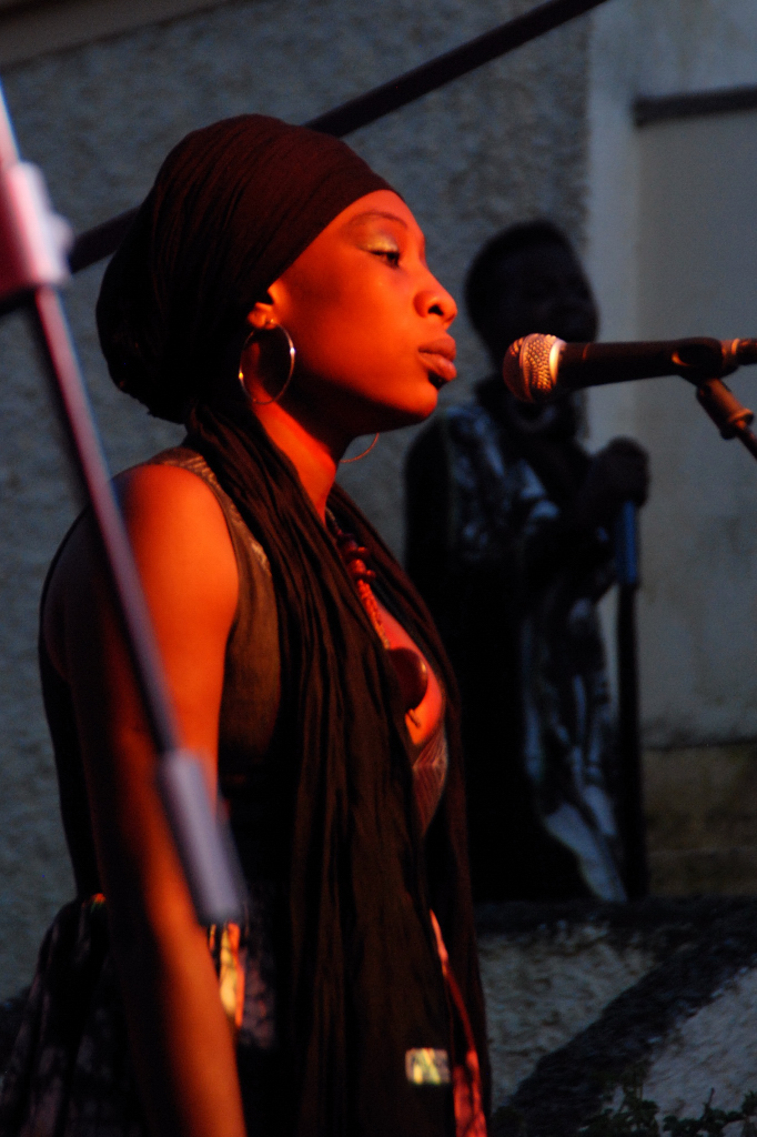 11. Njaaya en concierto