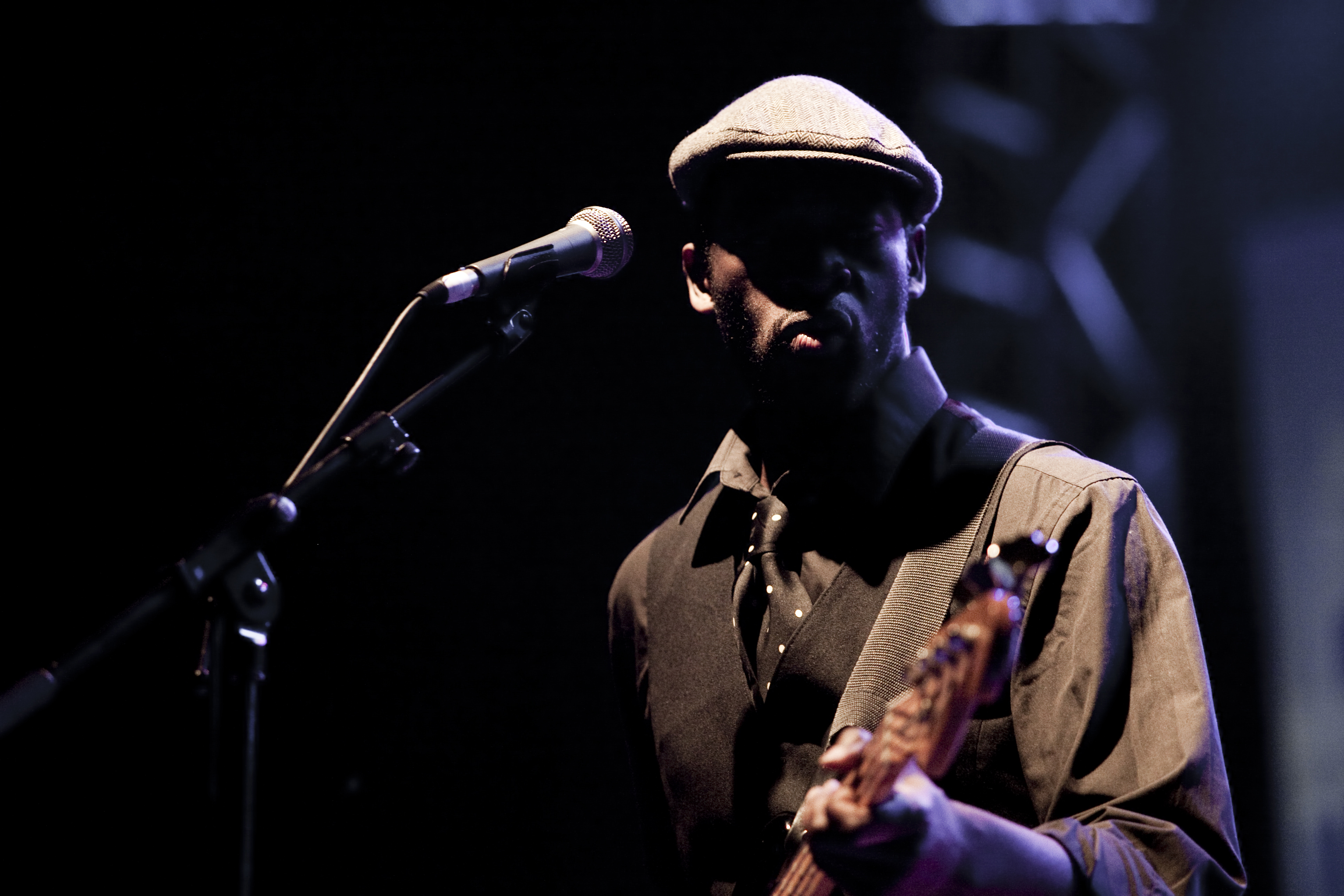 53. Actuación de Bibi Tanga & The Selenites
