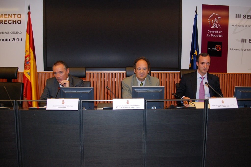 5. Luis Padilla, Secretario General de Casa África. Madrid, Manuel Alba Navarro, Secretario General del Congreso de los Diputados y el  Director de relaciones internacionales. Madrid