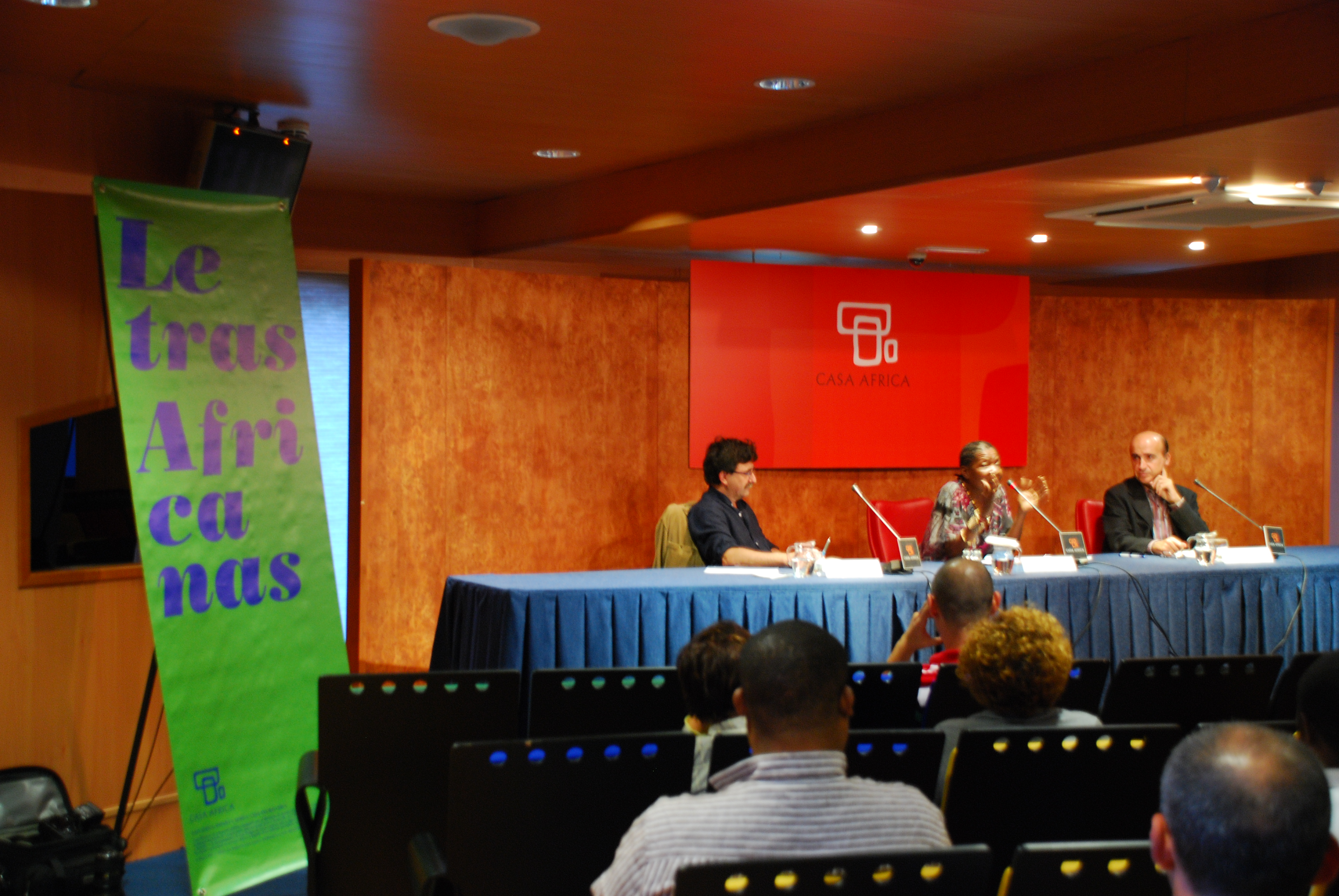 6. Intervención de María Nsue en Casa África