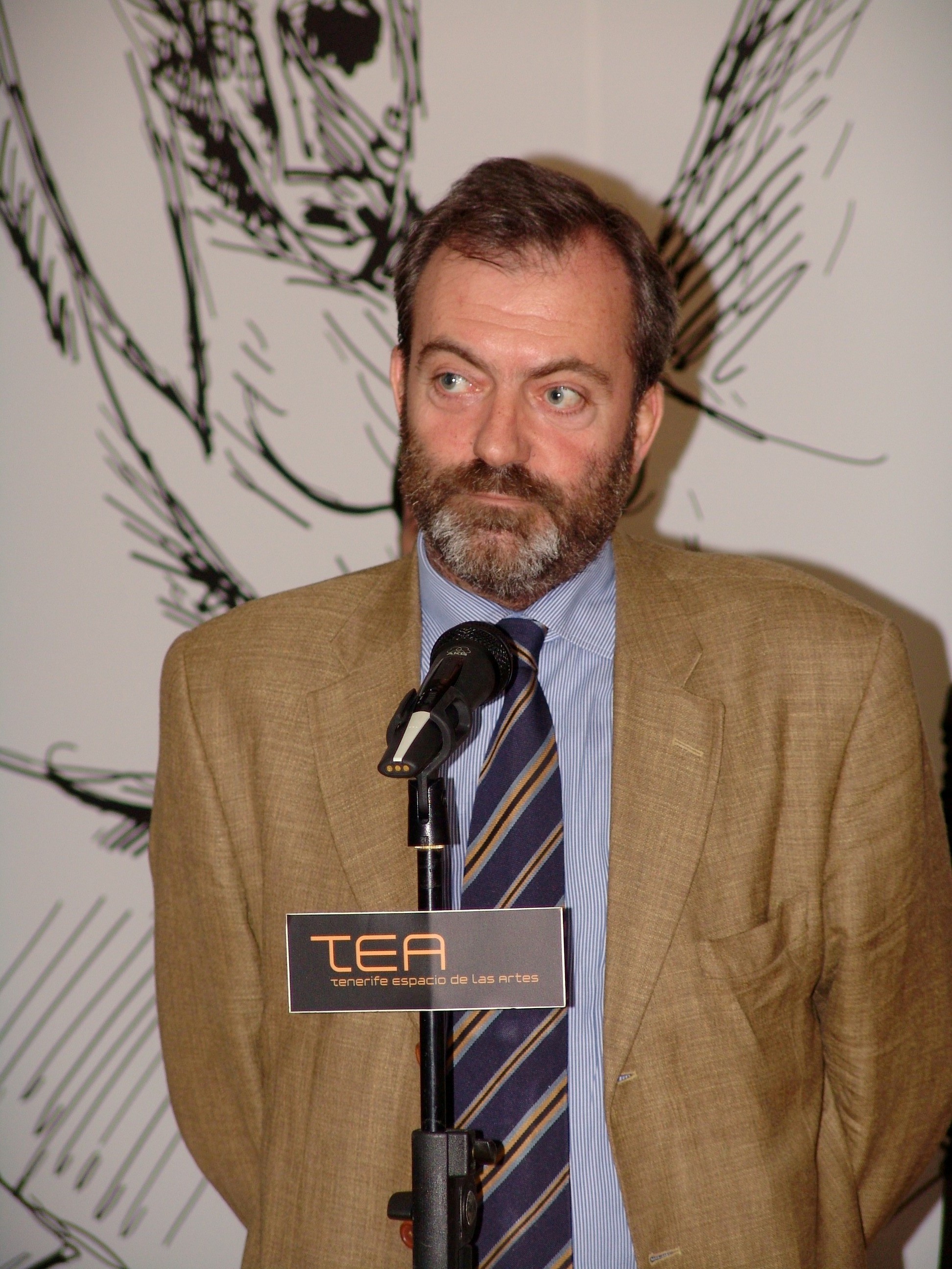 1. Ricardo Martínez Vázquez, Director General de Casa África