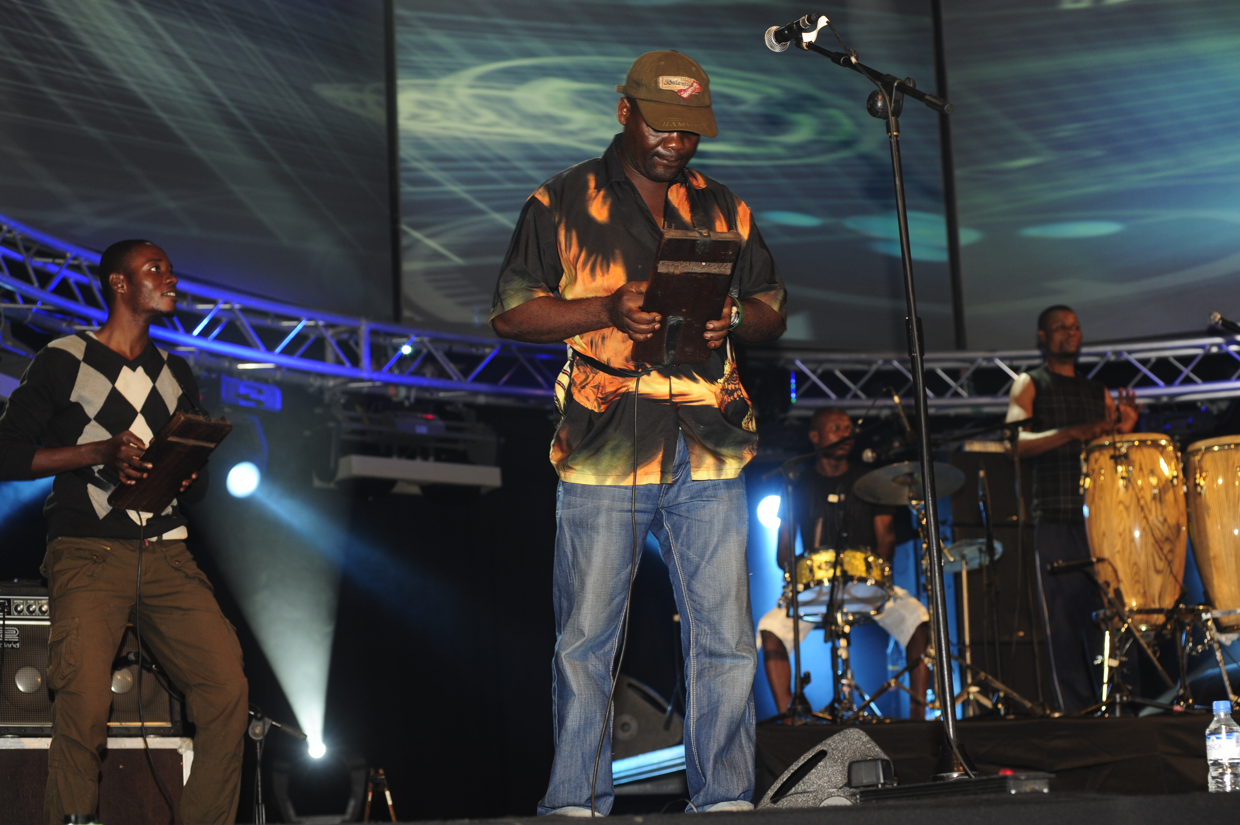 5. Konono Nº1 en concierto