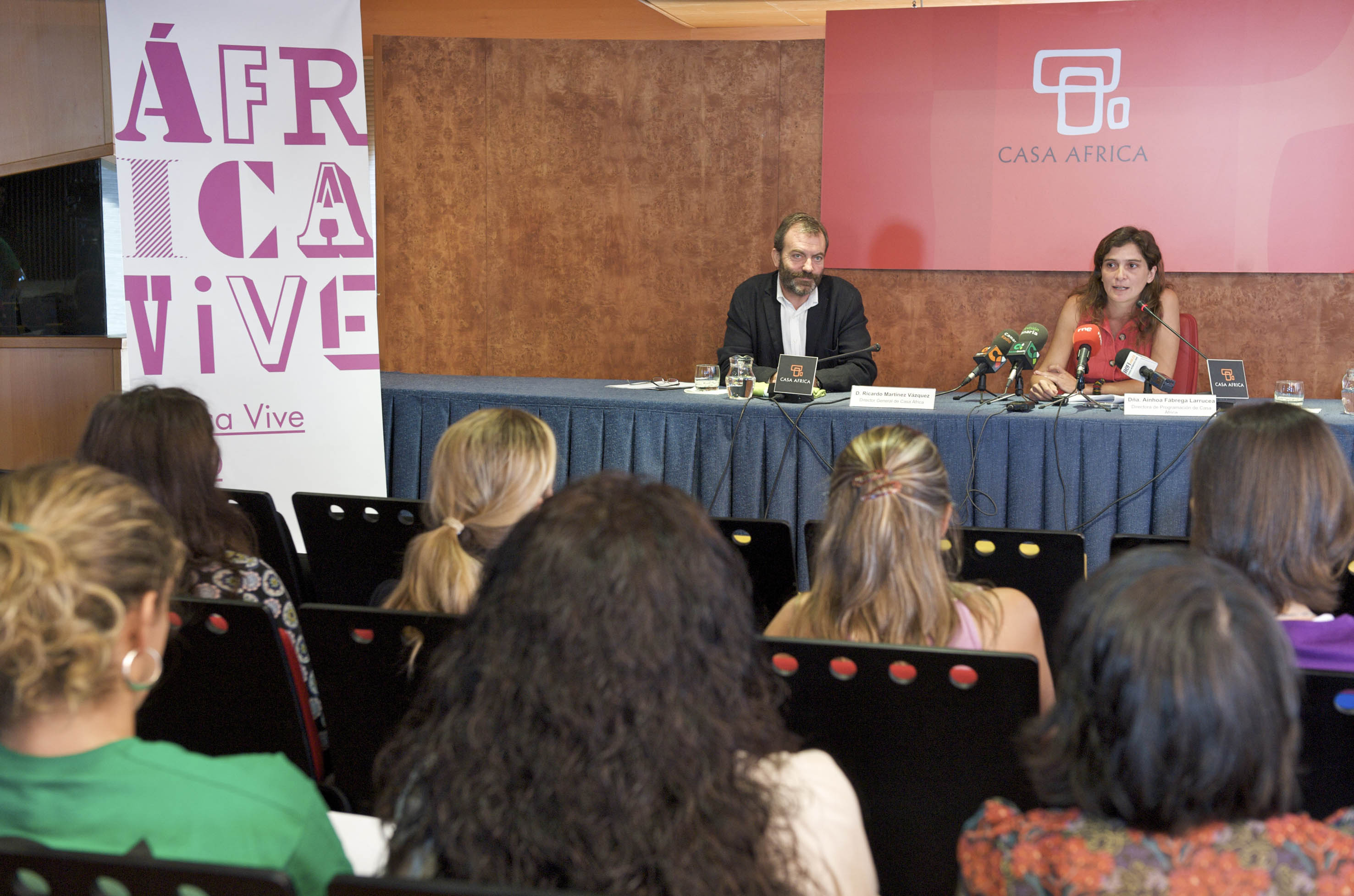 3. Presentación de África Vive en Casa África por Ainhoa Fábrega. Asesora Ejecutiva de Casa África