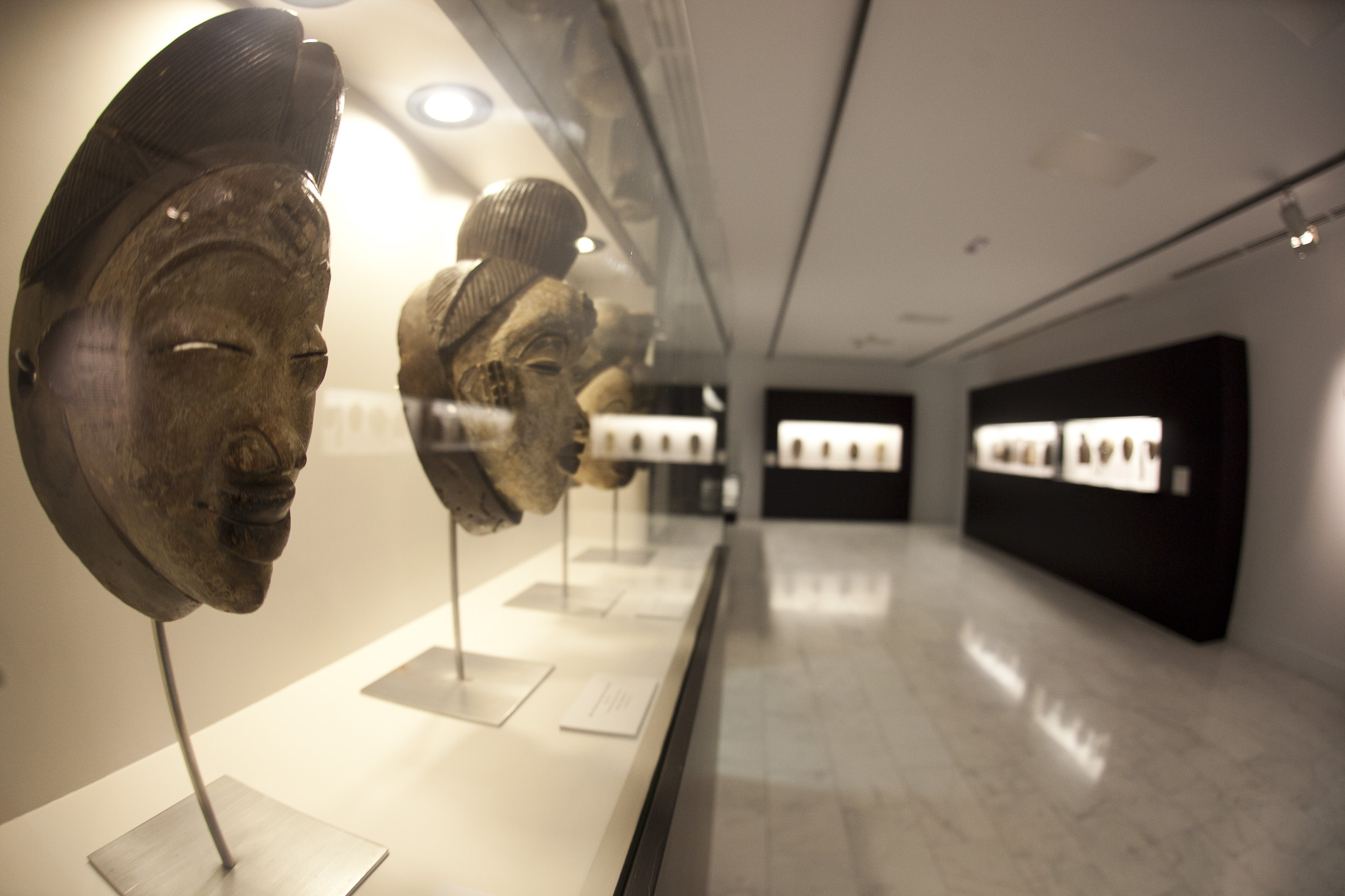 5. Exposición Negro. Arte Centroafricano