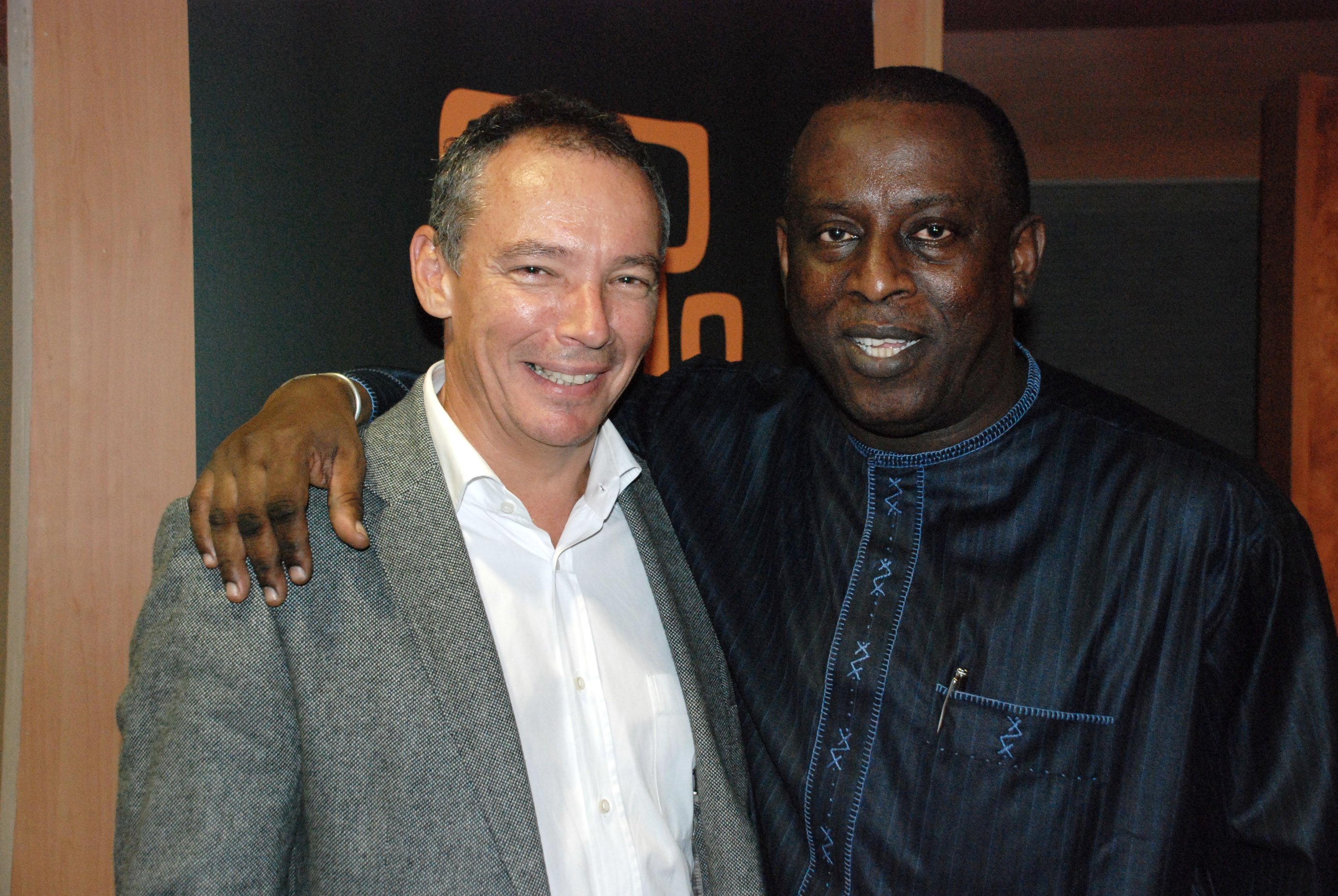10. Luis Padilla, secretario general de Casa África y Cheikh Tidiane Gadio, ex ministro de Asuntos Exteriores de Senegal y líder del movimiento político ciudadano y panafricanista Lu Jod Jotna