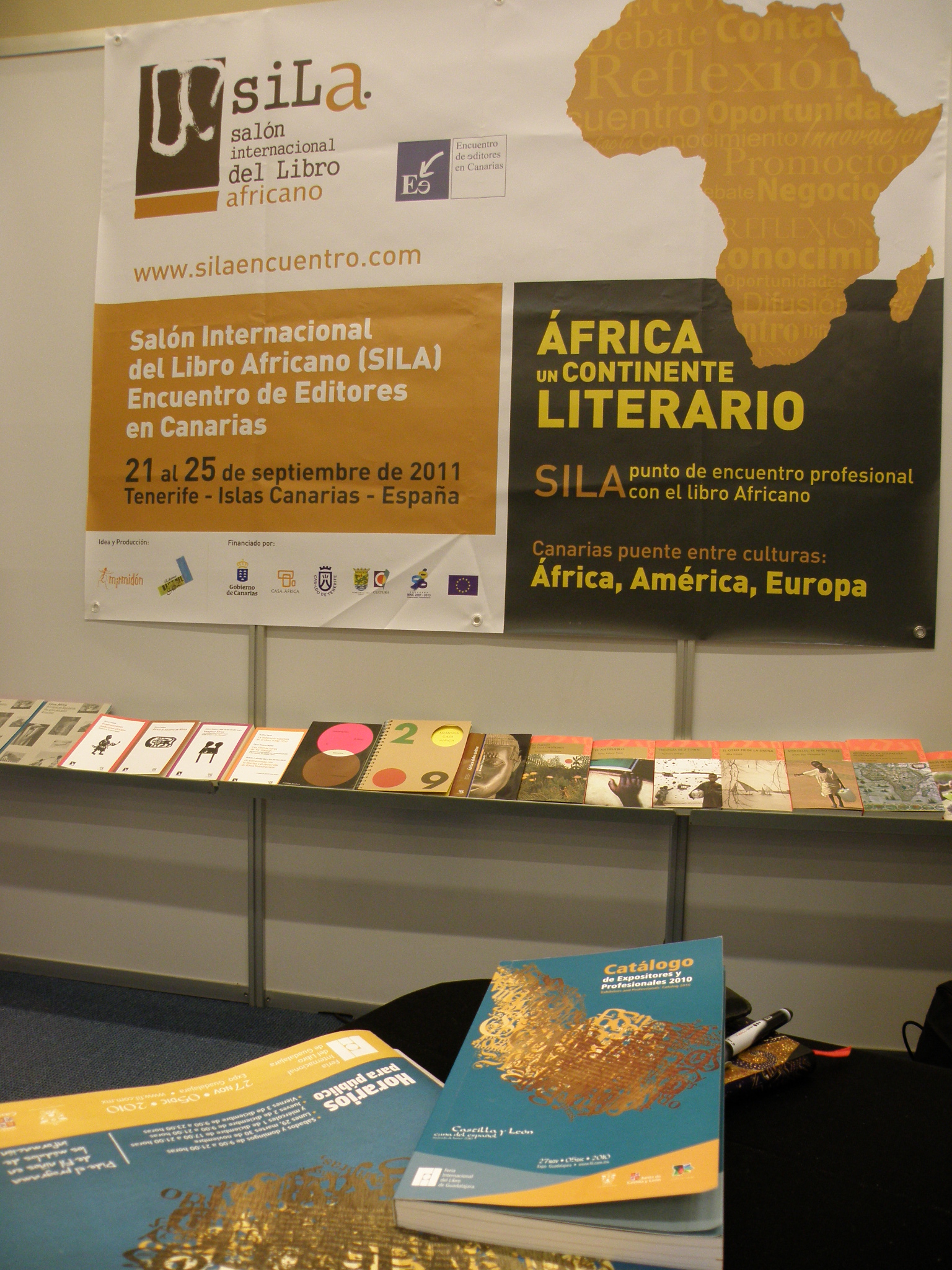 1. Stand del Salón Internacional del Libro Africano (SILA)