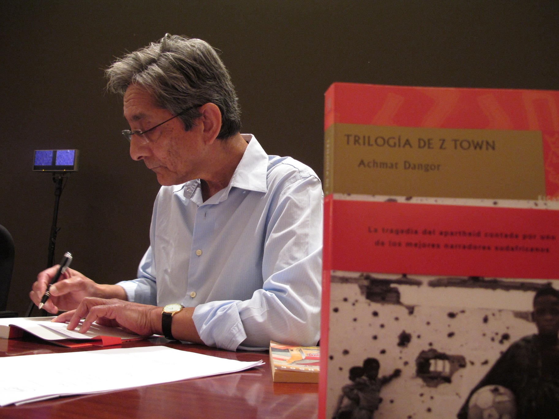 2. Achmat Dango, escritor y presidente de la Fundación Nelson Mandela