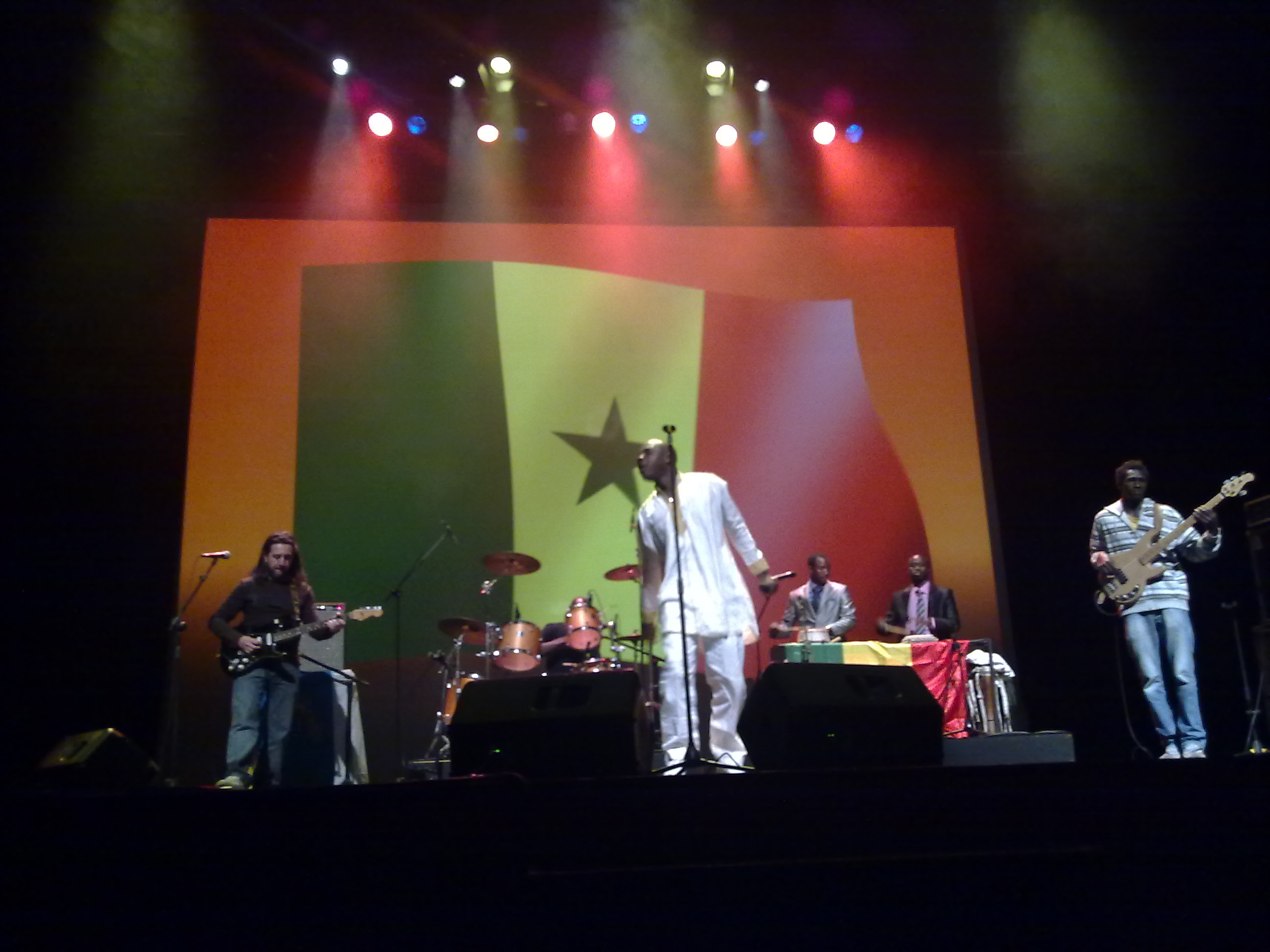2. Actuación de Abdoulaye Guitte Seck et l’Orchestre Evolution