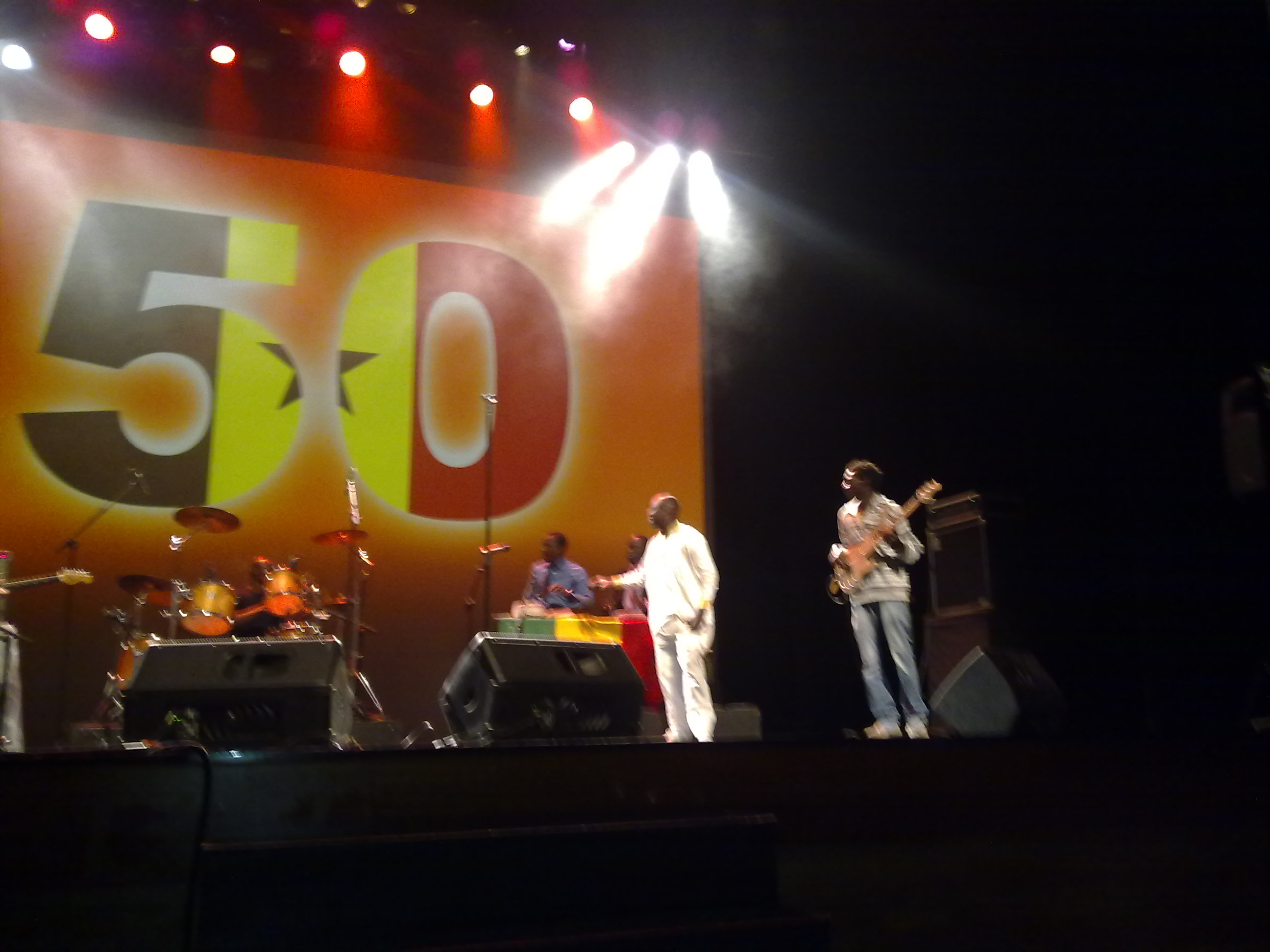 3. Actuación de Abdoulaye Guitte Seck et l’Orchestre Evolution