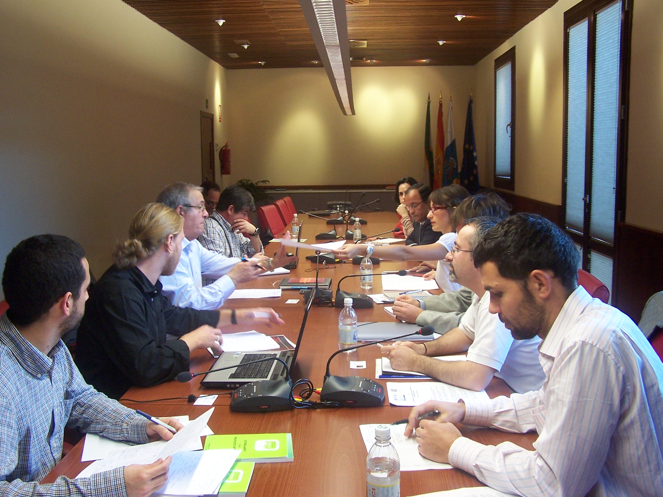 8. Mesa de trabajo