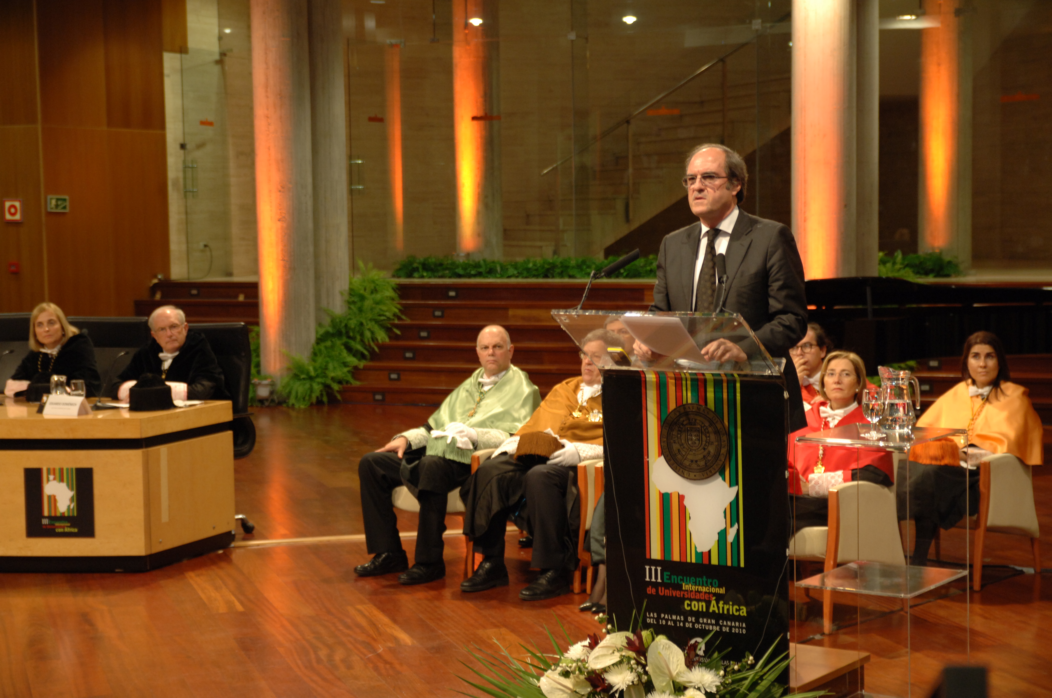43. Acto inaugural