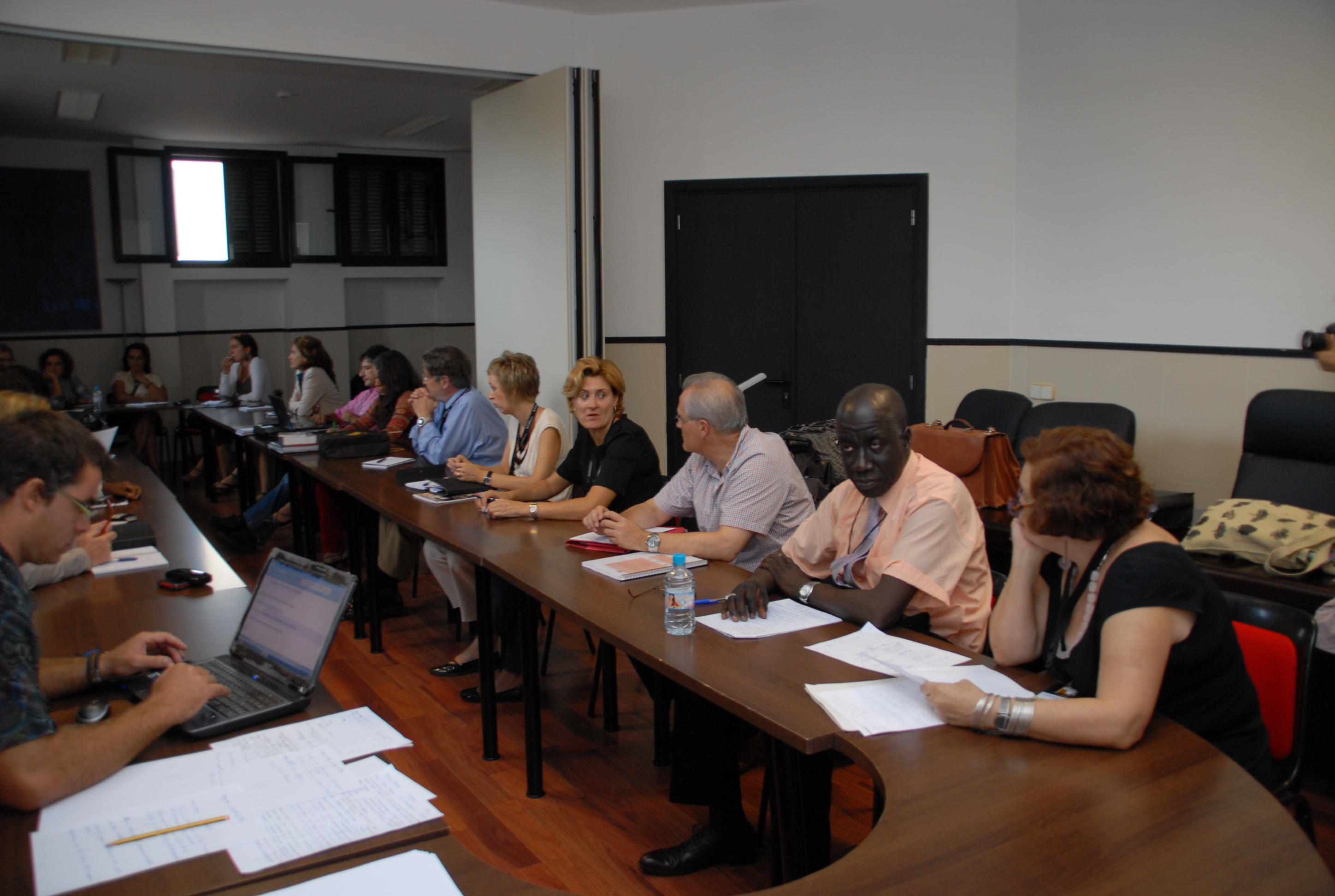 16. Grupos de trabajo