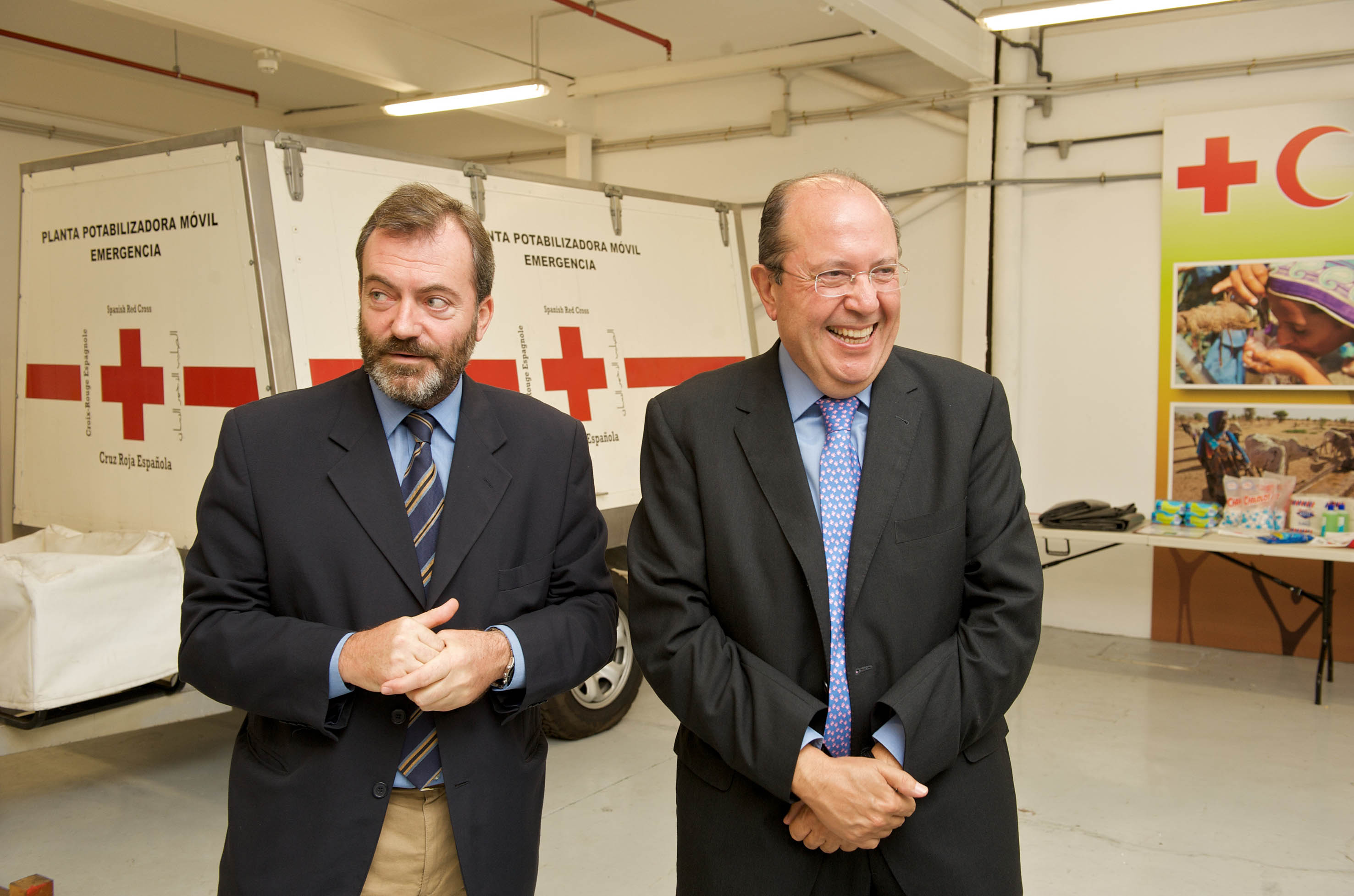 17. Juan Manuel Suárez del Toro, presidente de la Cruz Roja Española y Ricardo Martínez Vázquez, Director General de Casa África