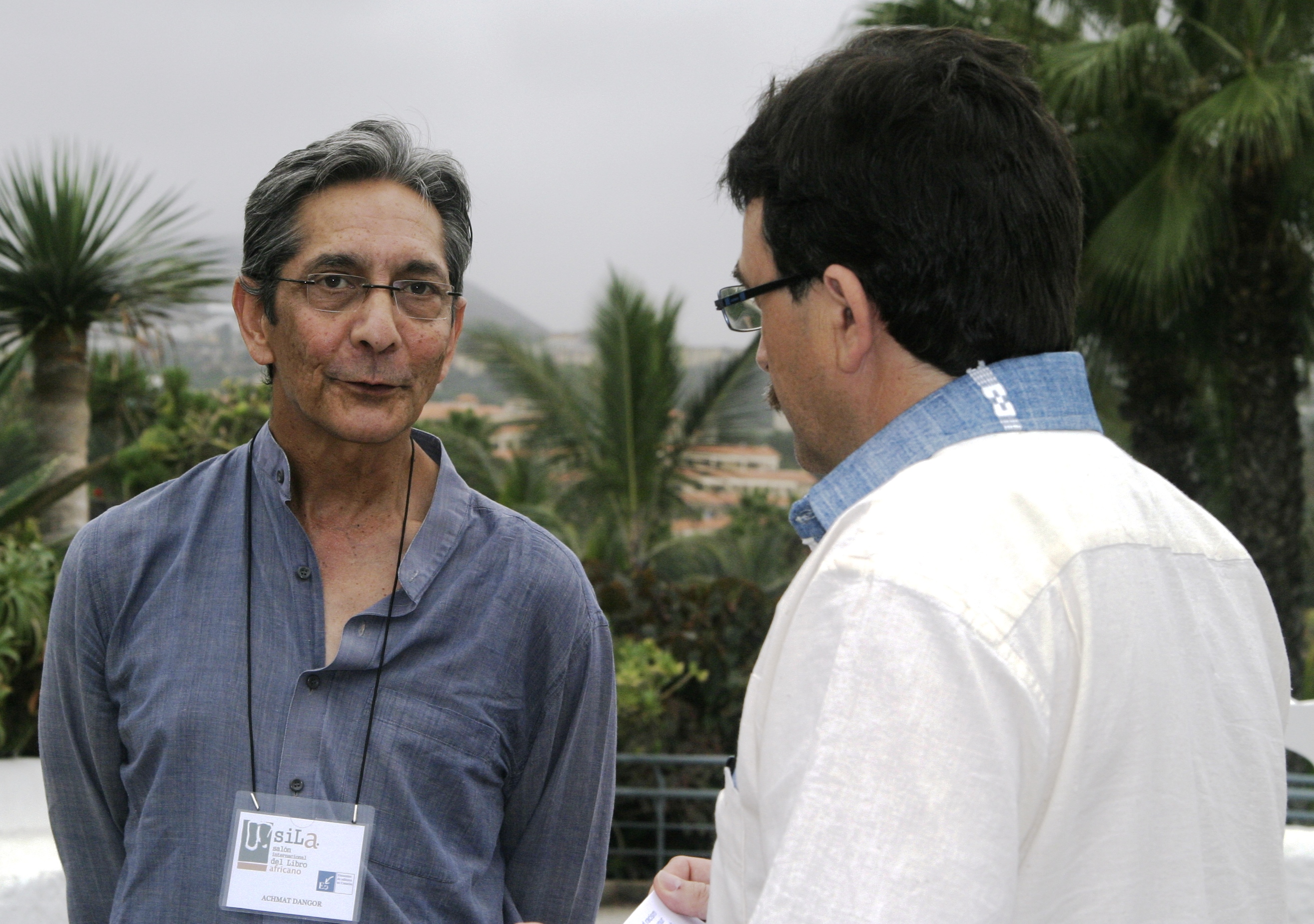 2. Achmat Dangor, escritor y presidente de la Fundación Nelson Mandela y Antonio Lozano, escritor y coordinador del programa Letras Africanas