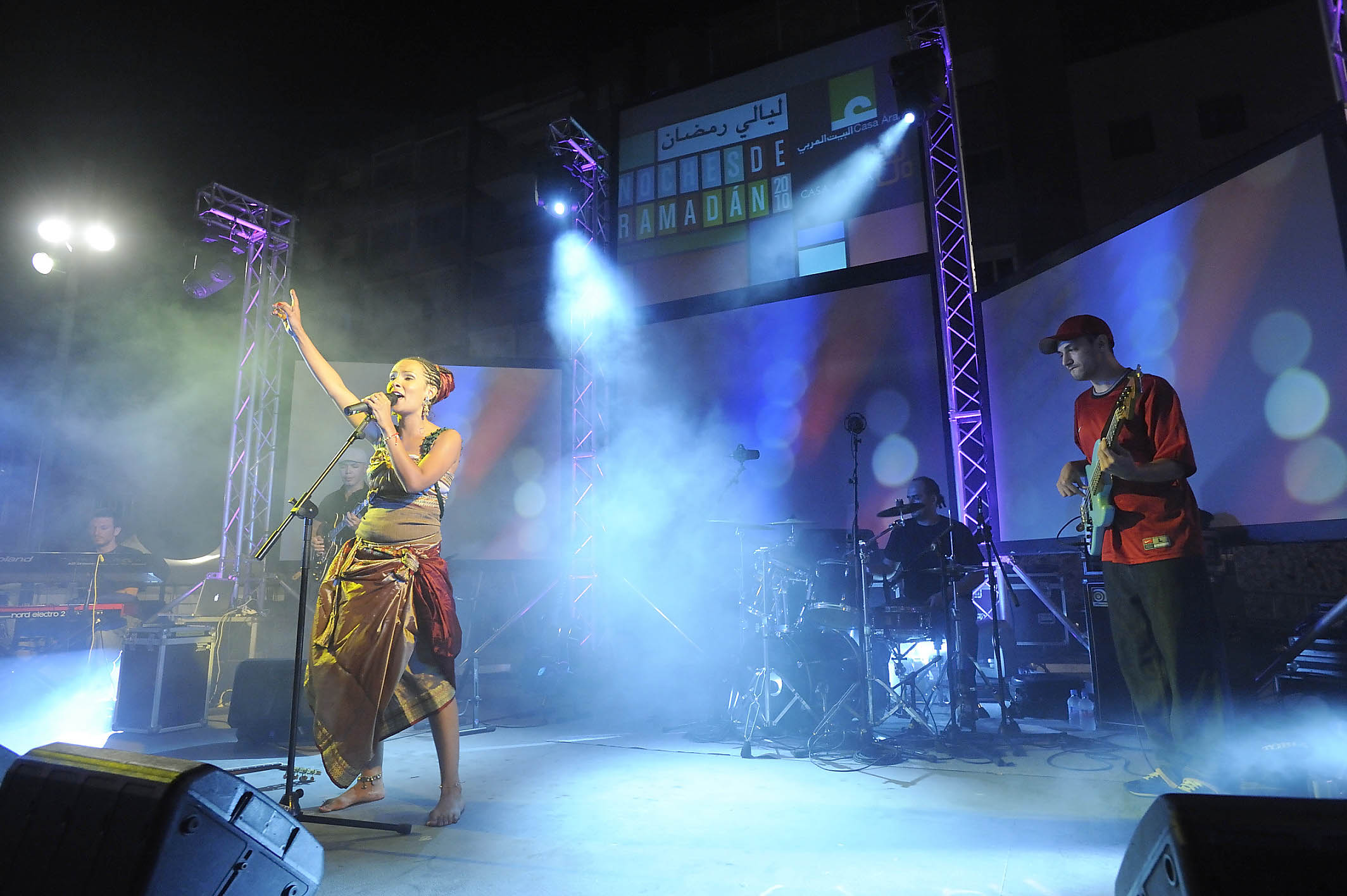 7. Oum en concierto