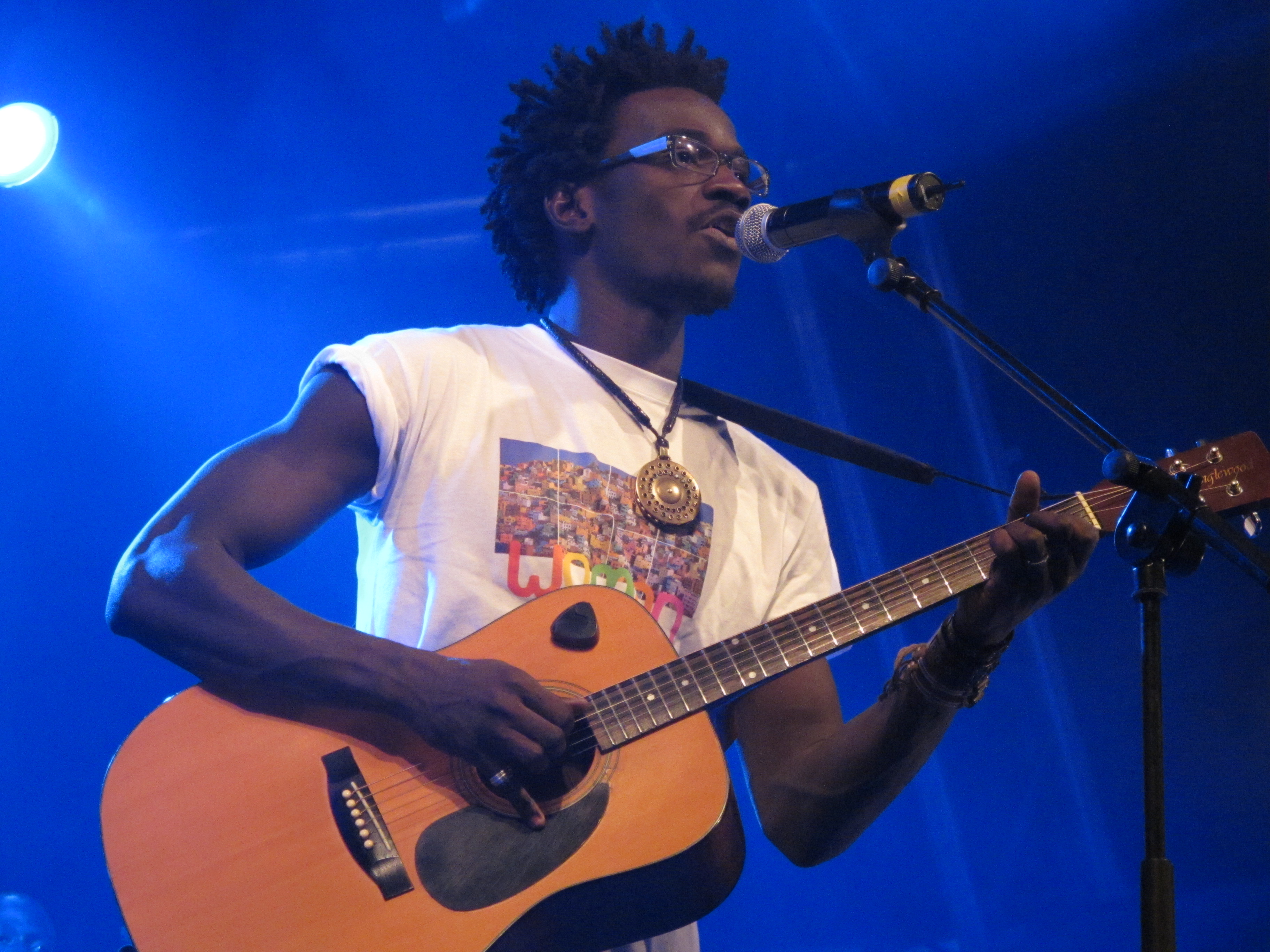 40. Conciertos: actuación de Takeifa