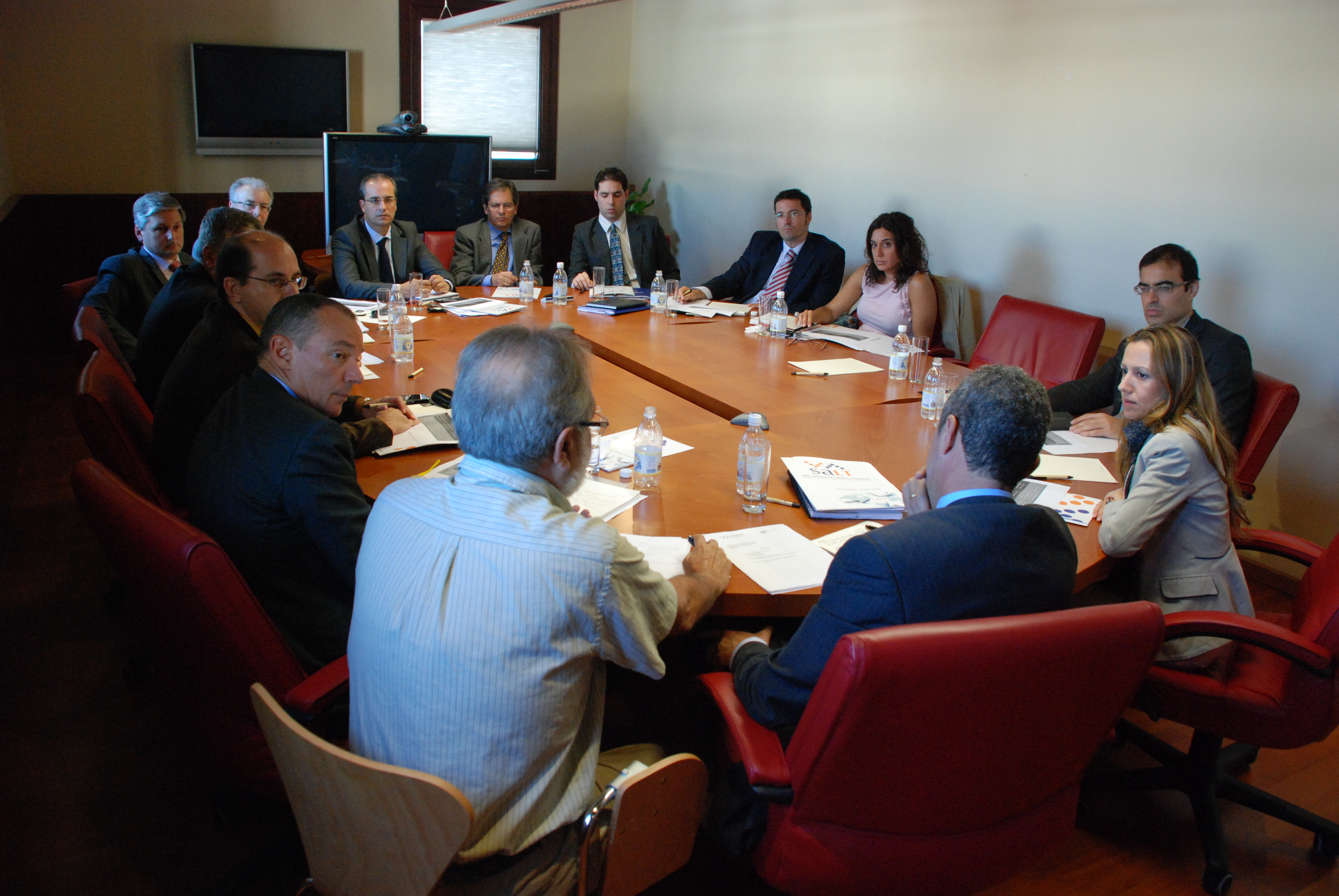 8. Imágenes de la reunión preparatorio en enero de 2011 en Casa África
