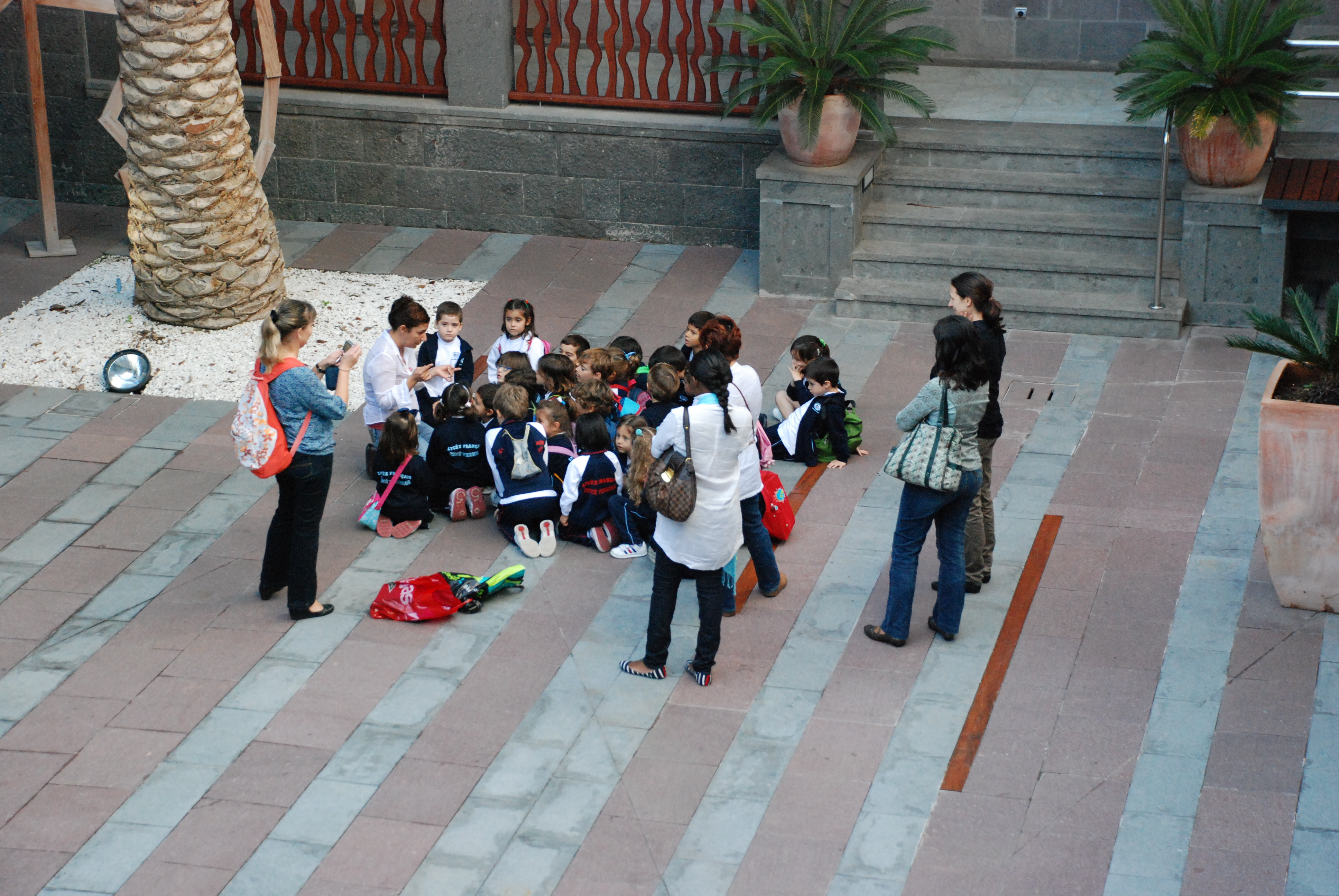 1. Visita de los alumnos del Liceo Francés a Casa África
