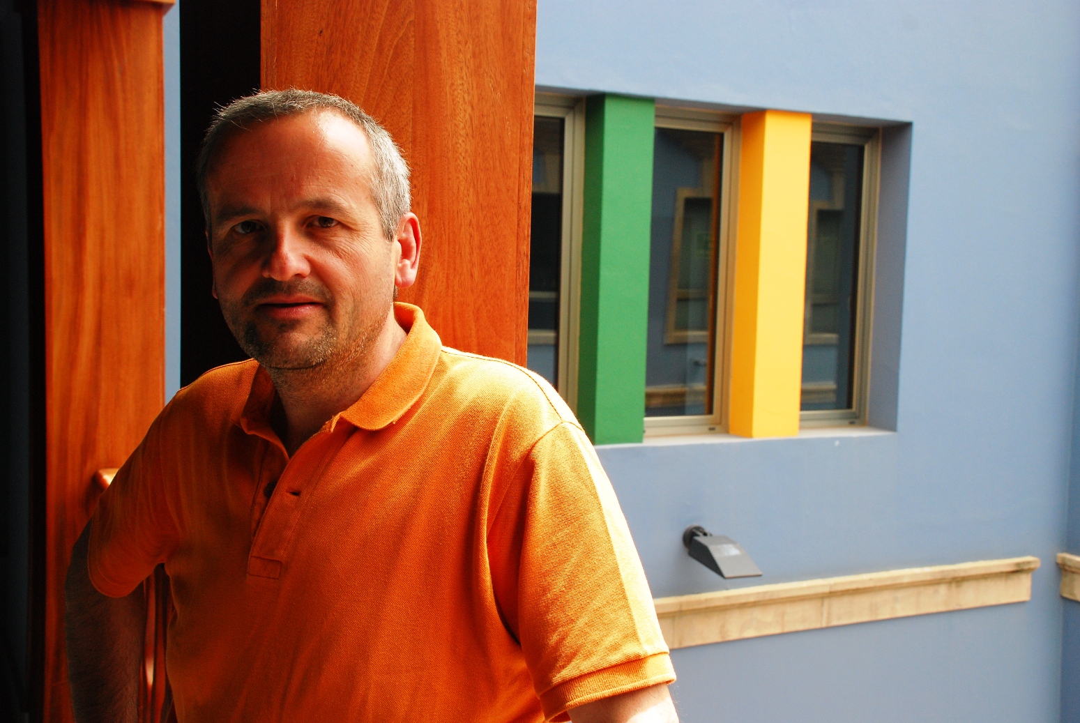 3. Luis Esteban Larra, redactor de la revista Mundo Negro