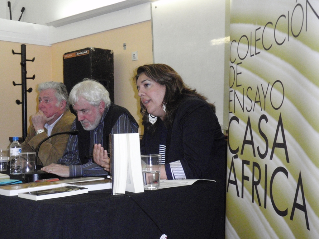8. Ferrán Iniesta, profesor y ensayista y Calcines, Jefa del Área Web y Mediateca on line de Casa África