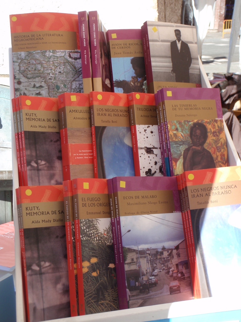 3. Stand de la librería La Ploma en el Día del Libro de Barcelona