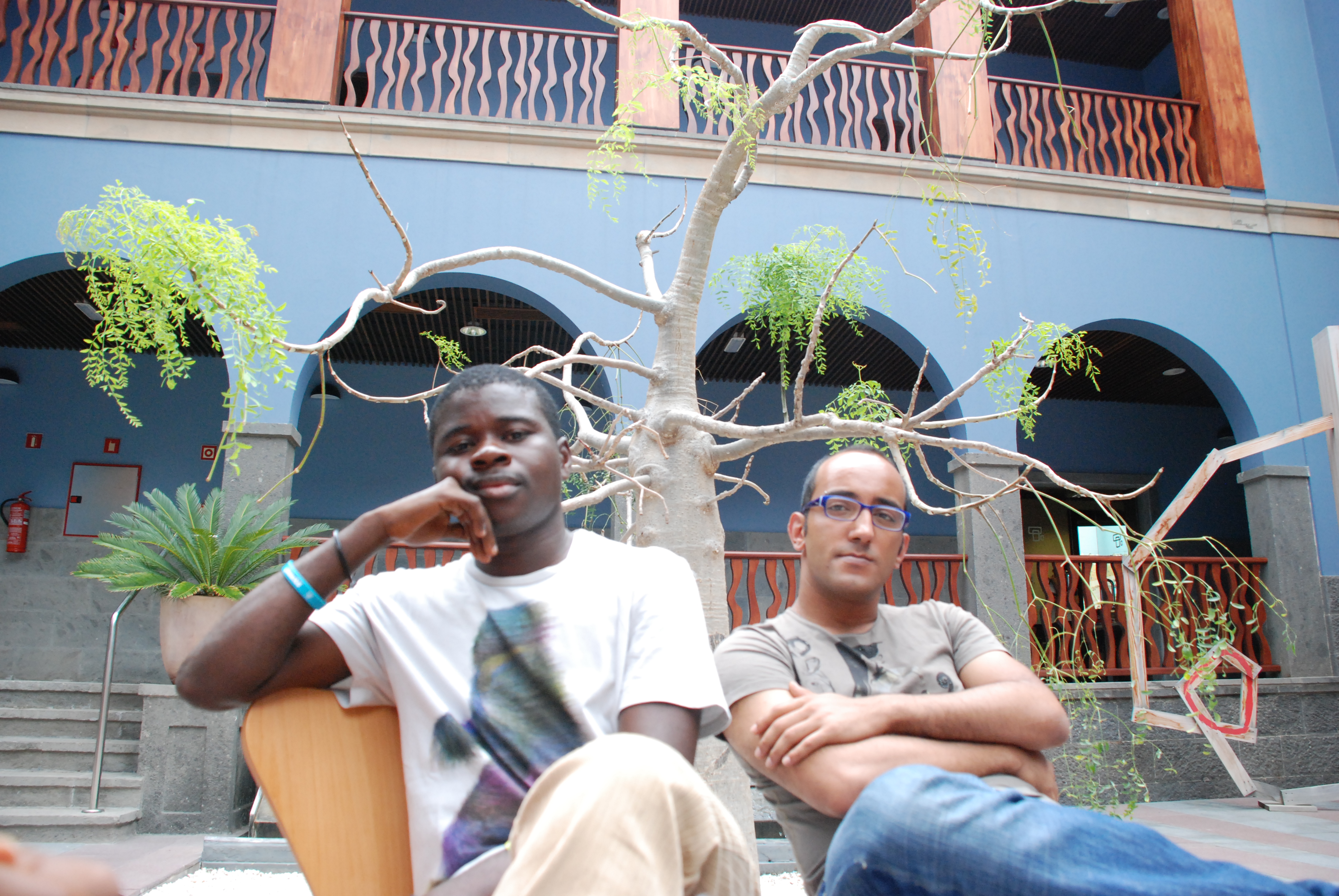 20. Moujib Errahmen Khaldi (Túnez) investigador y activista y George Freeman (Sierra Leona), activista por los derechos de jóvenes gays