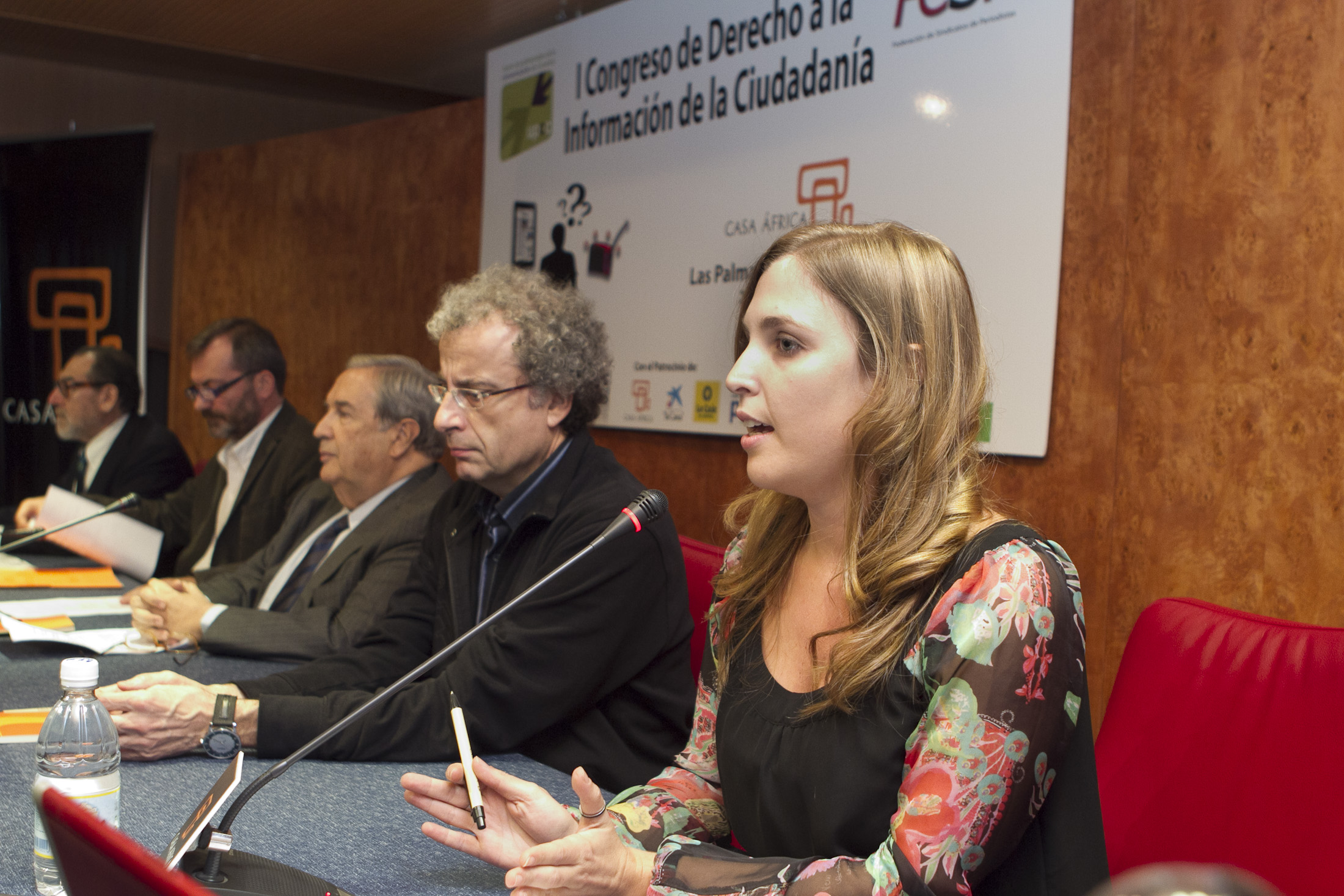 3. Dardo Gómez, Secretario General de la FeSP, Ricardo Martínez Vázquez, Director General de Casa África, Jerónimo Saavedra, alcalde de Las Palmas de Gran Canaria, José María Calleja, periodista y Nayra Moreno, secretaria de Formación de UPCC